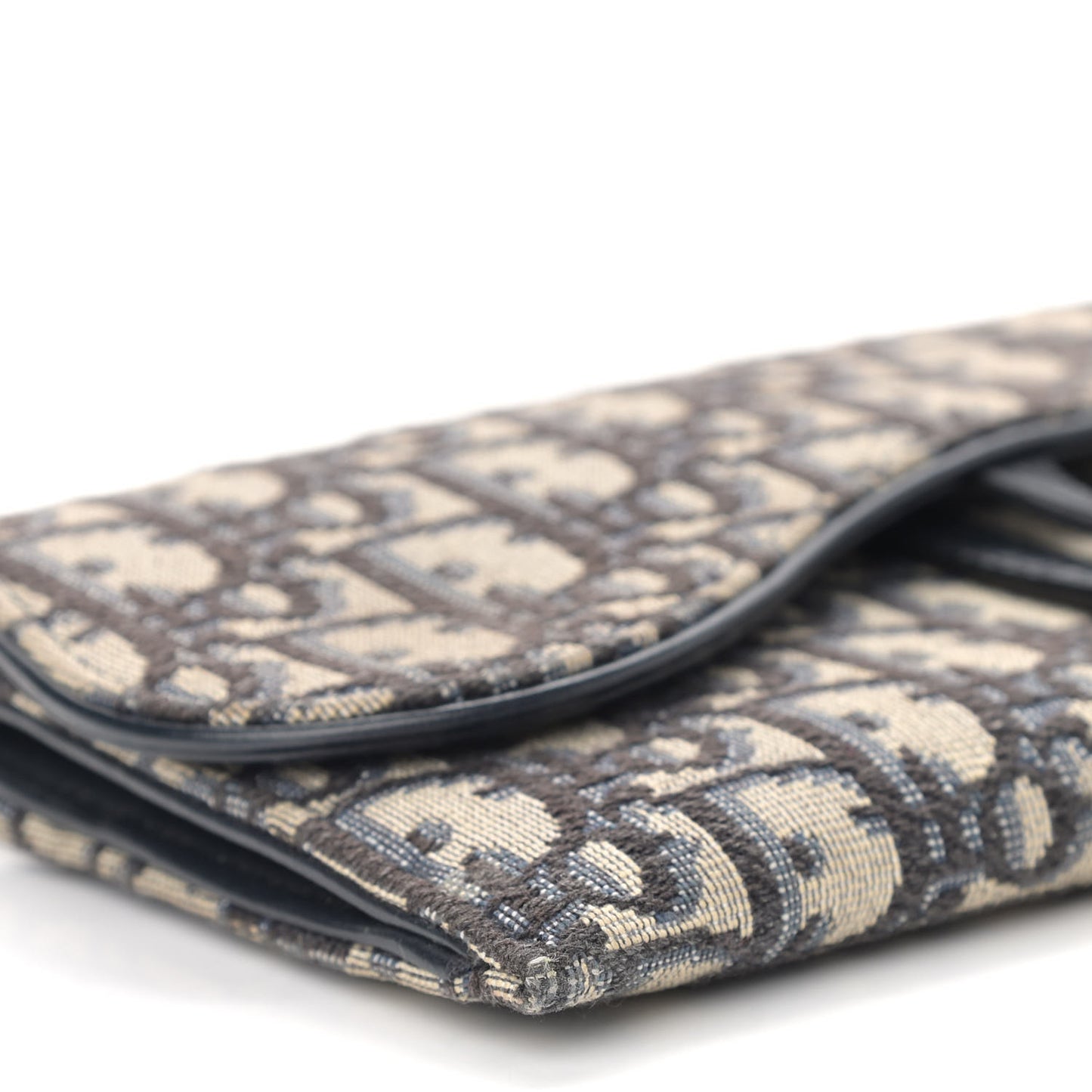 Oblique Saddle Chain Long Wallet Blue