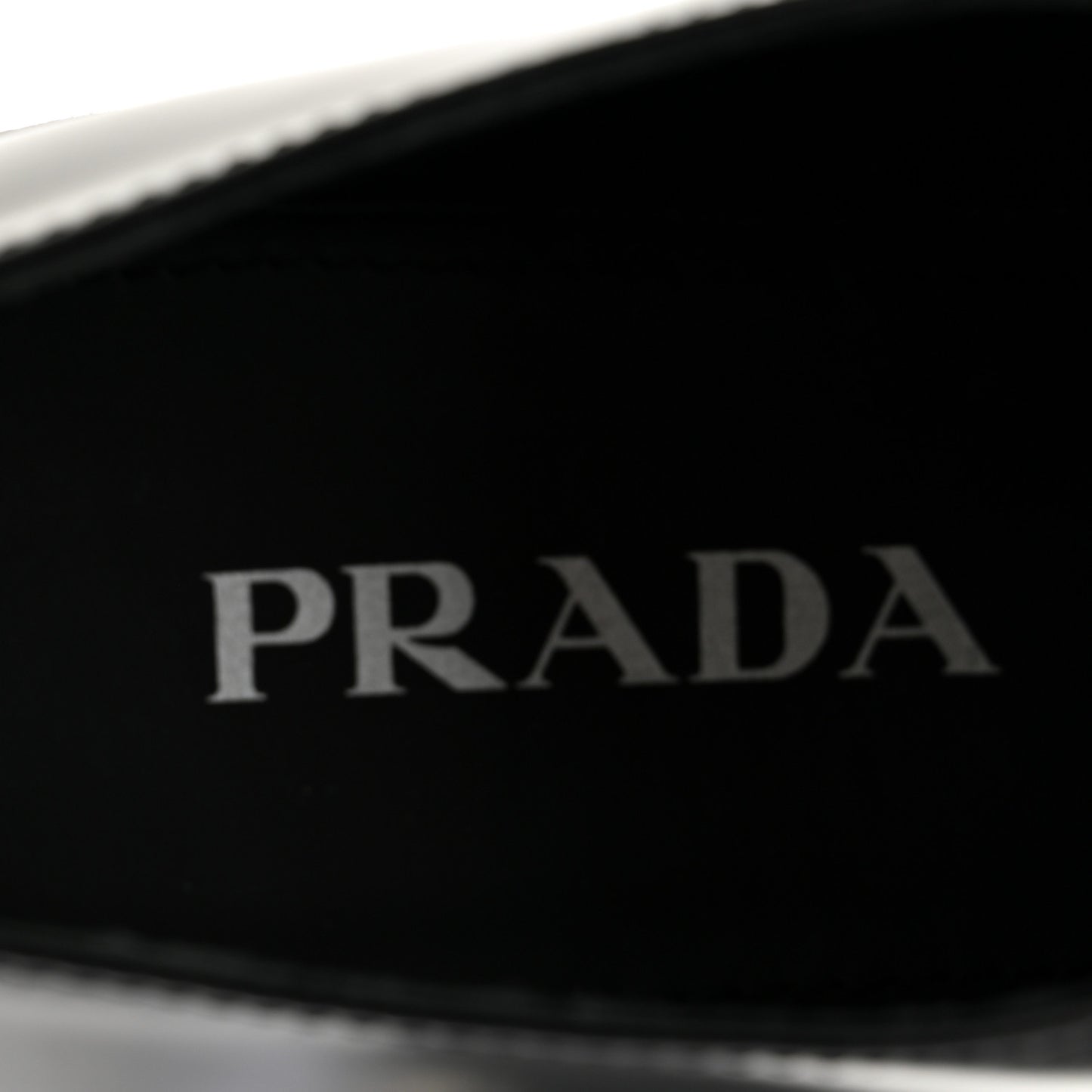 Metal Triangle Logo Double Chocolate Loafers 38.5 Black