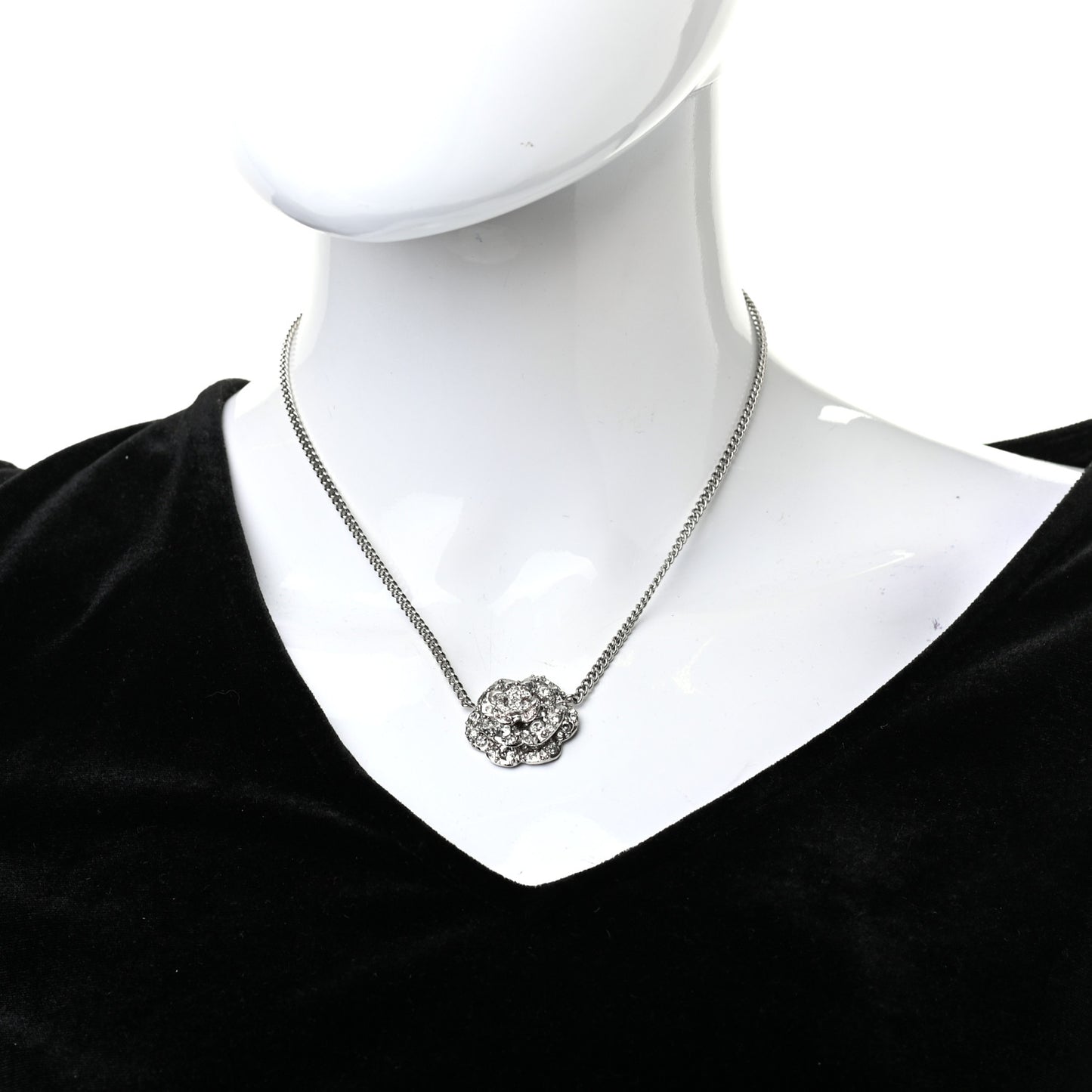 Strass CC Camellia Necklace Silver
