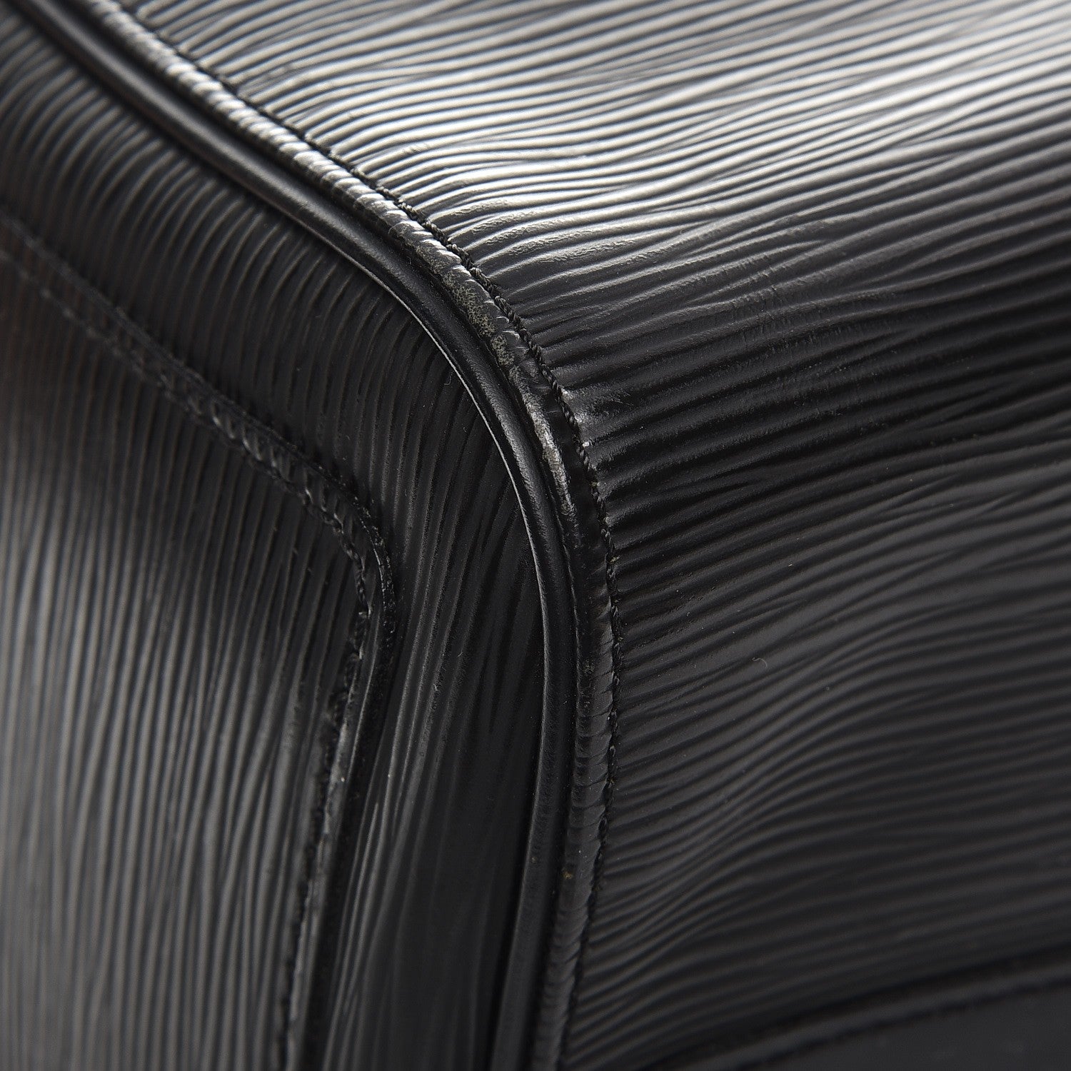 Louis Vuitton Epi Speedy 25 Black 9 of 12