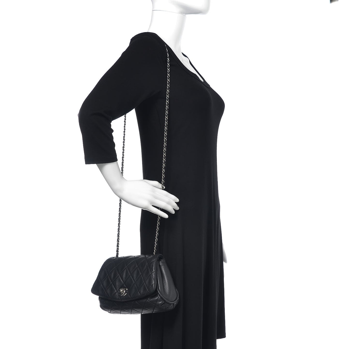 Grained Calfskin Single Flap Black