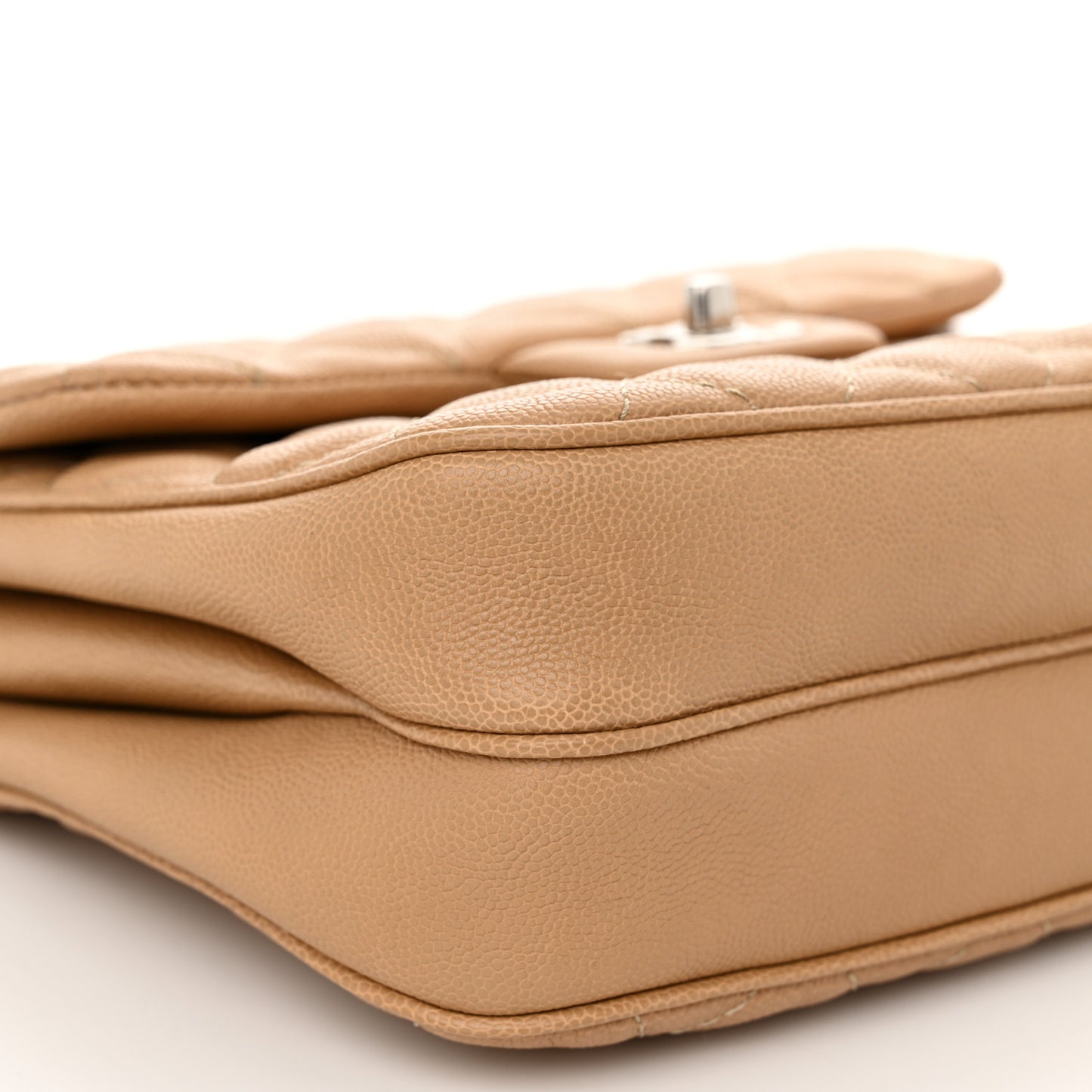 Caviar Quilted Medium Urban Companion Flap Beige