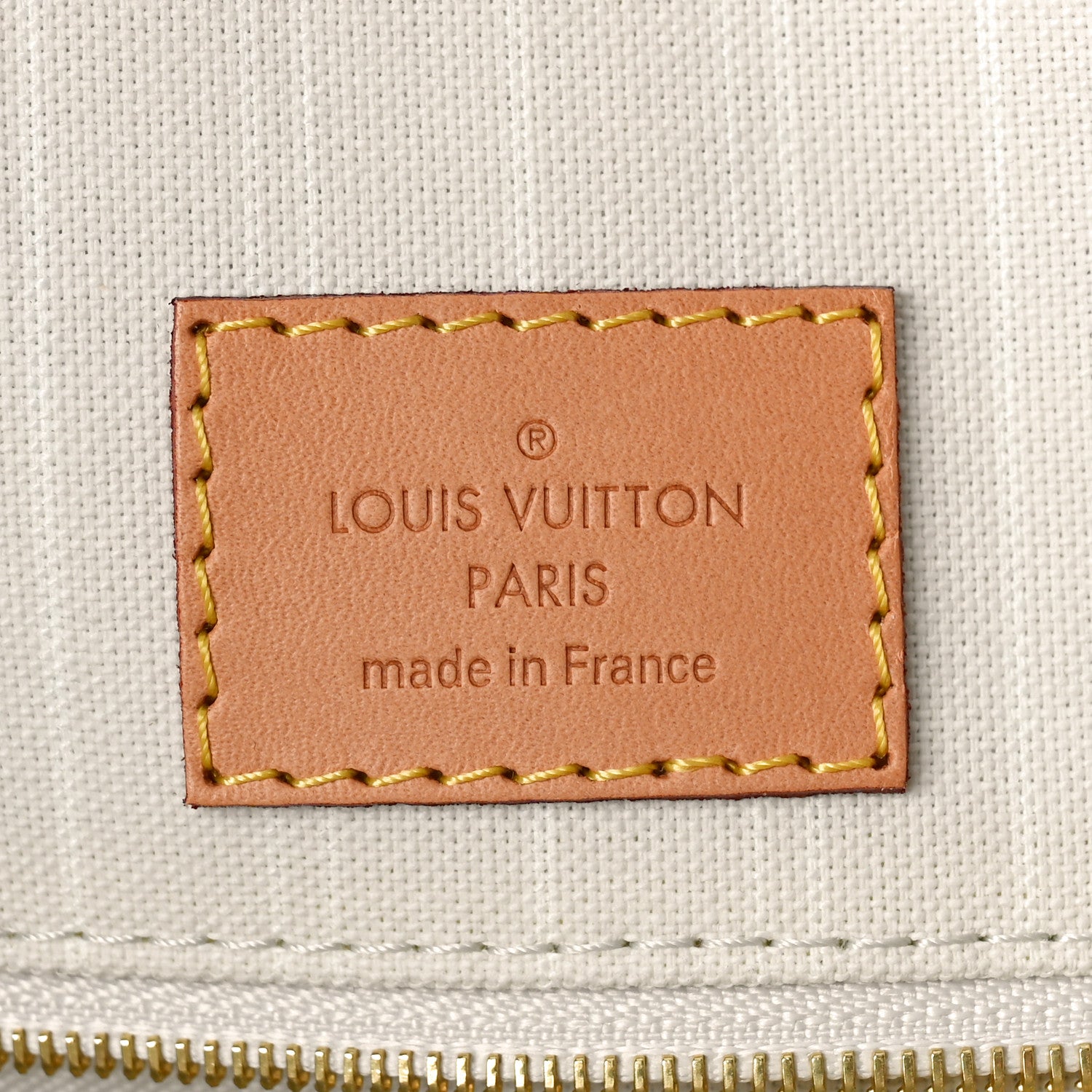 Louis Vuitton Monogram Giant By The Pool OnTheGo GM Brume 6 of 8