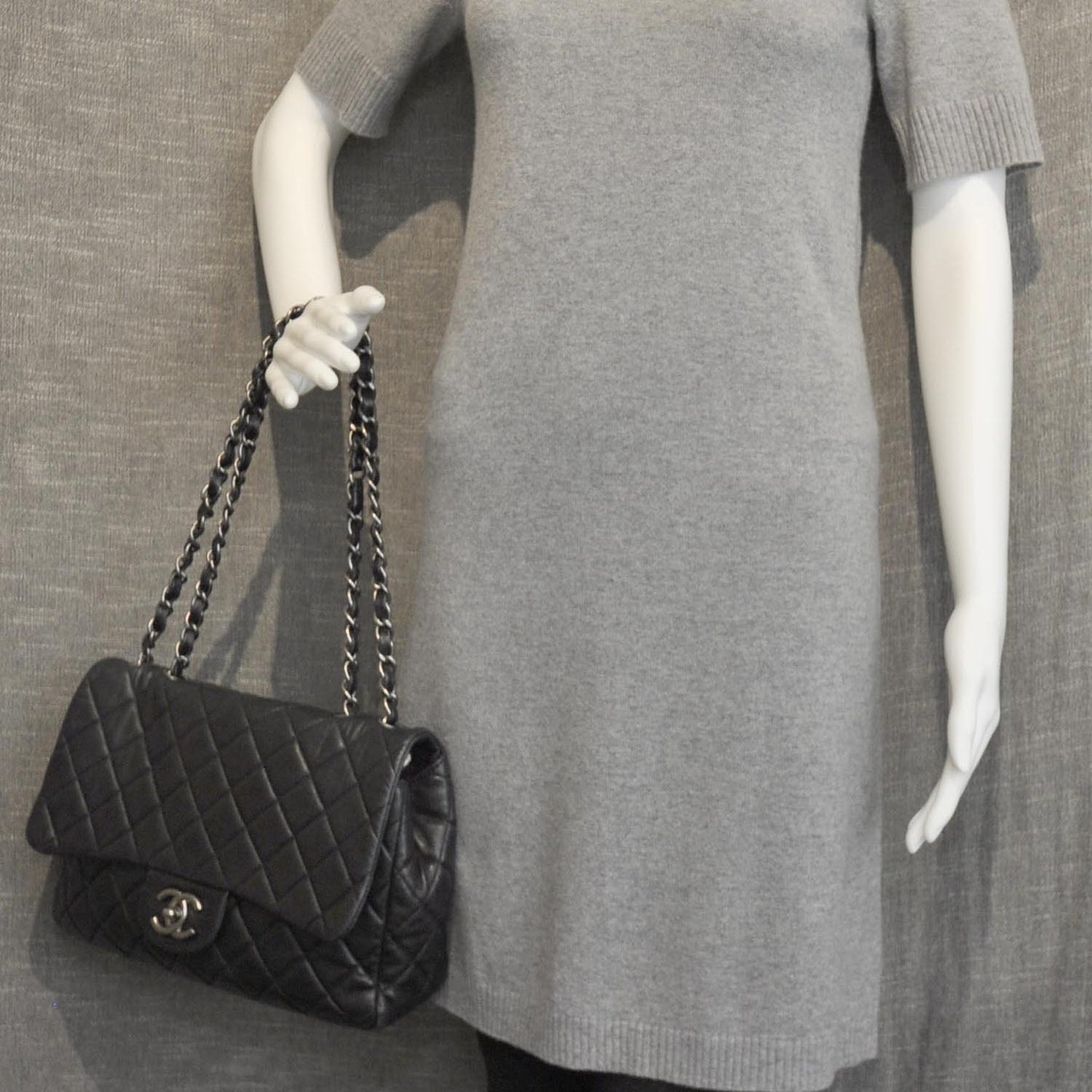 Lambskin Quilted Jumbo Flap Black SHW