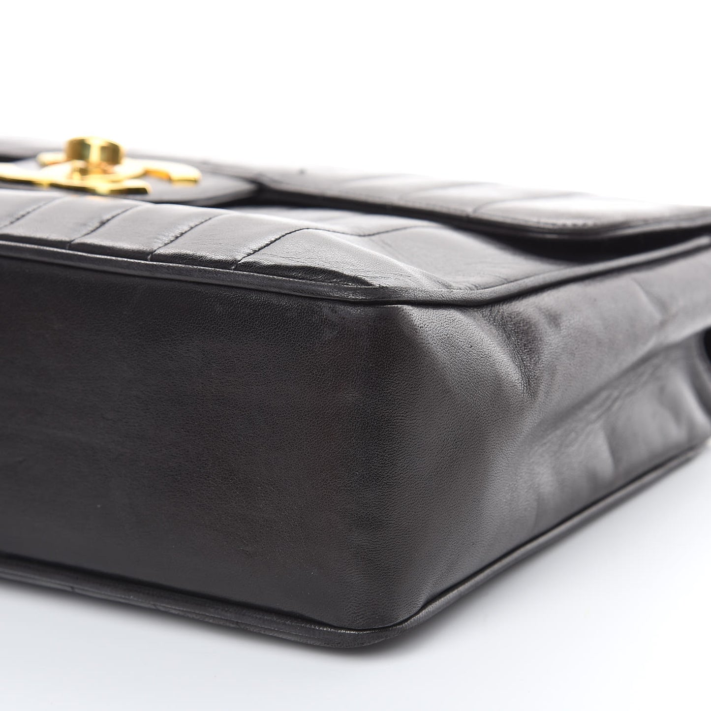 Lambskin Vertical Quilt Jumbo Single Flap Black