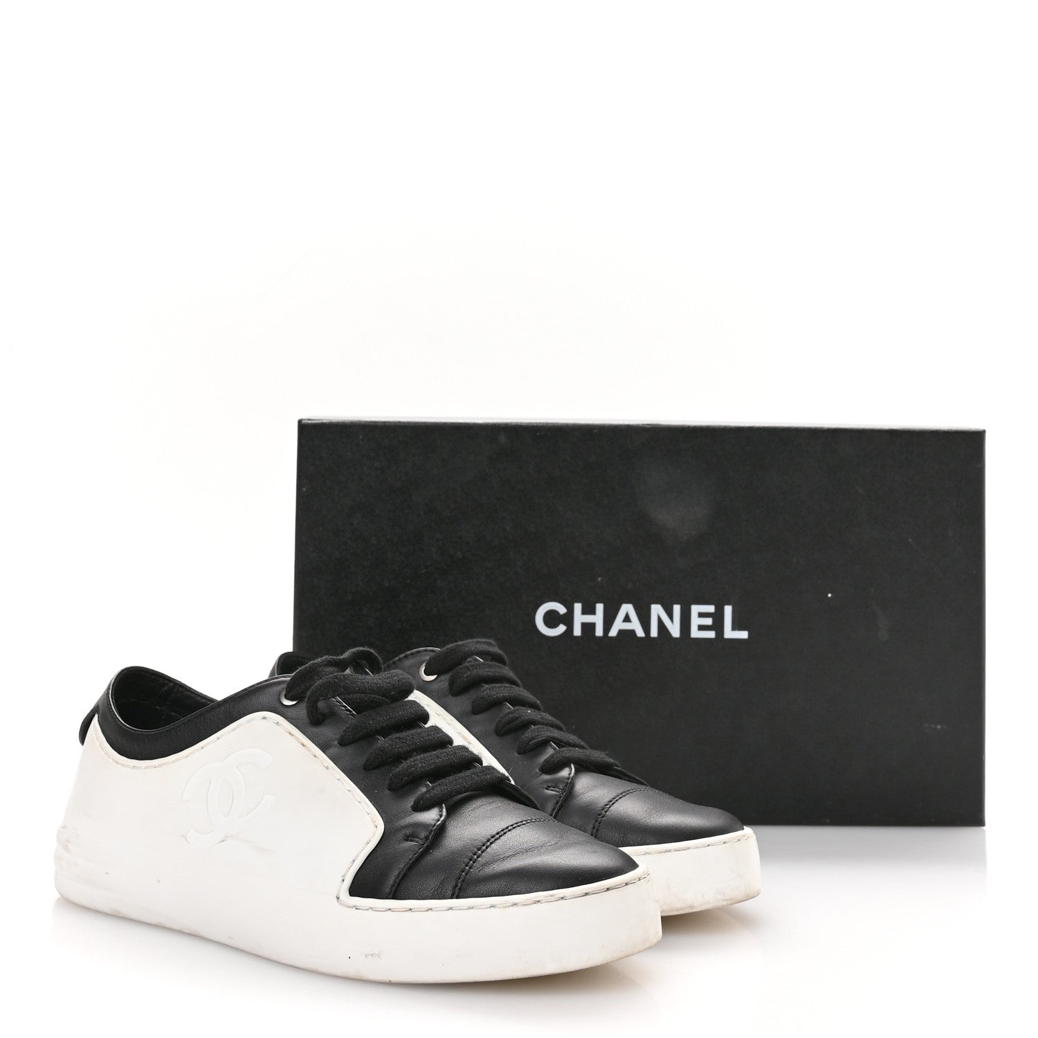 Chanel Calfskin Womens CC Sneakers 36 Black White 1790424