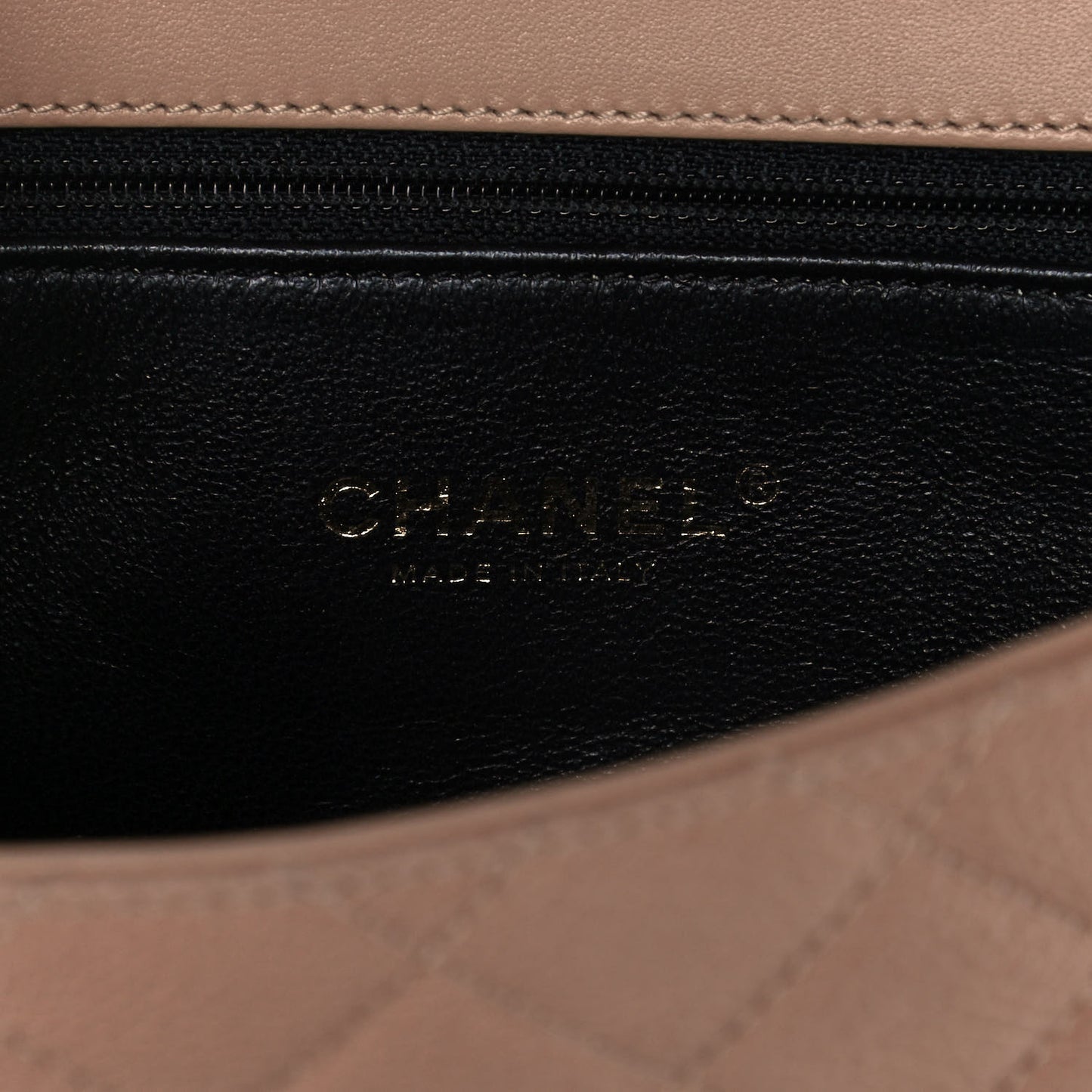Caviar Quilted Small CC Filigree Flap Beige Black