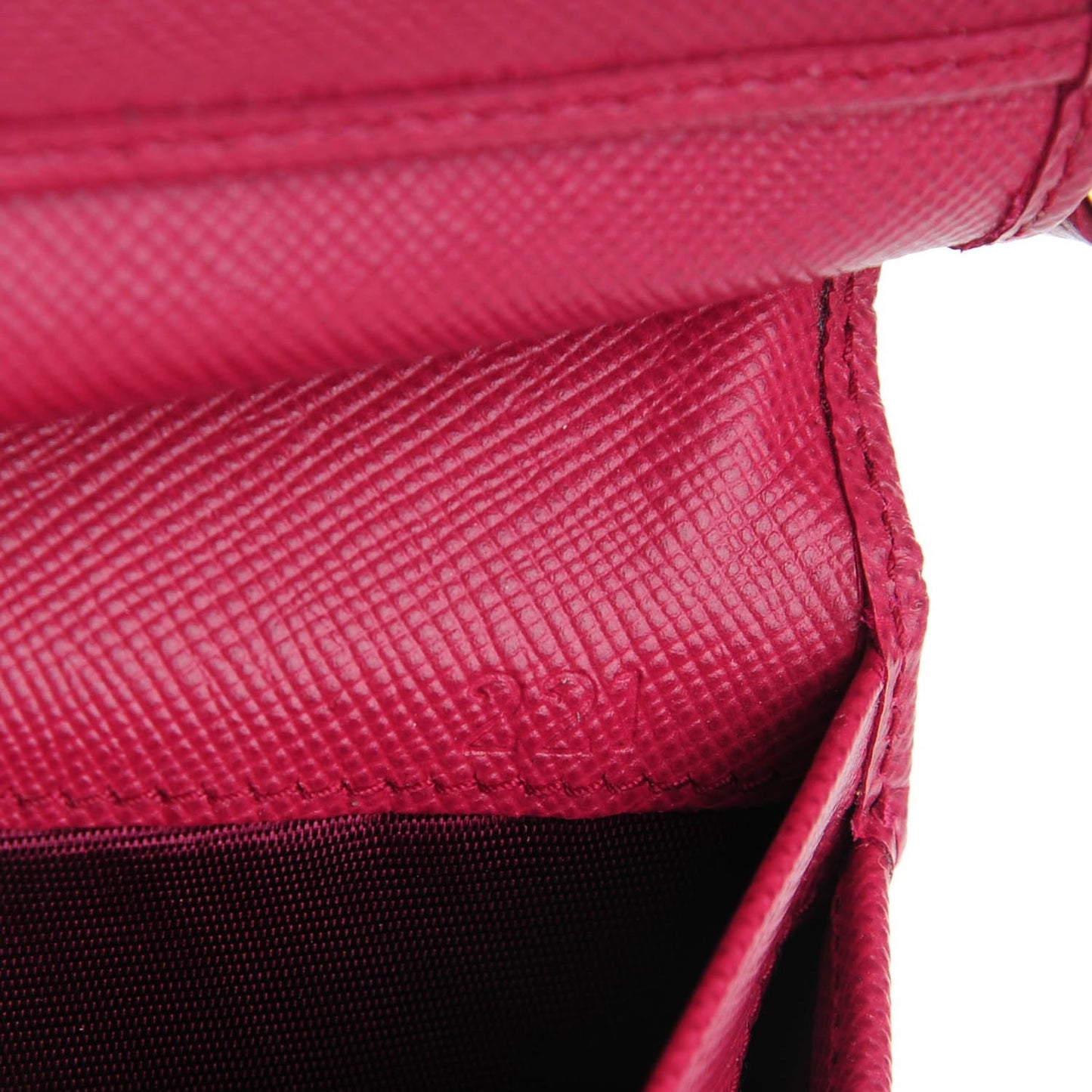 Saffiano Metal Compact Wallet Peonia