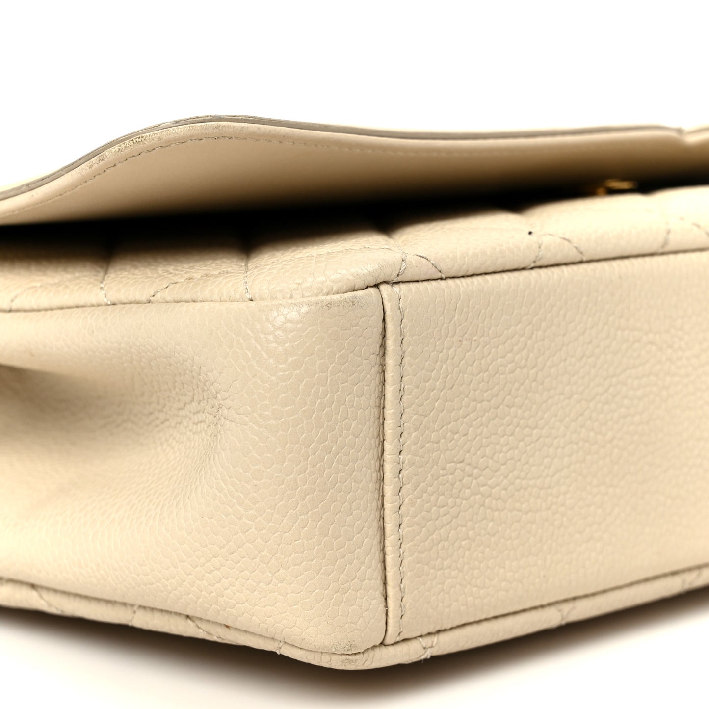 Caviar Quilted Medium CC Filigree Flap Beige