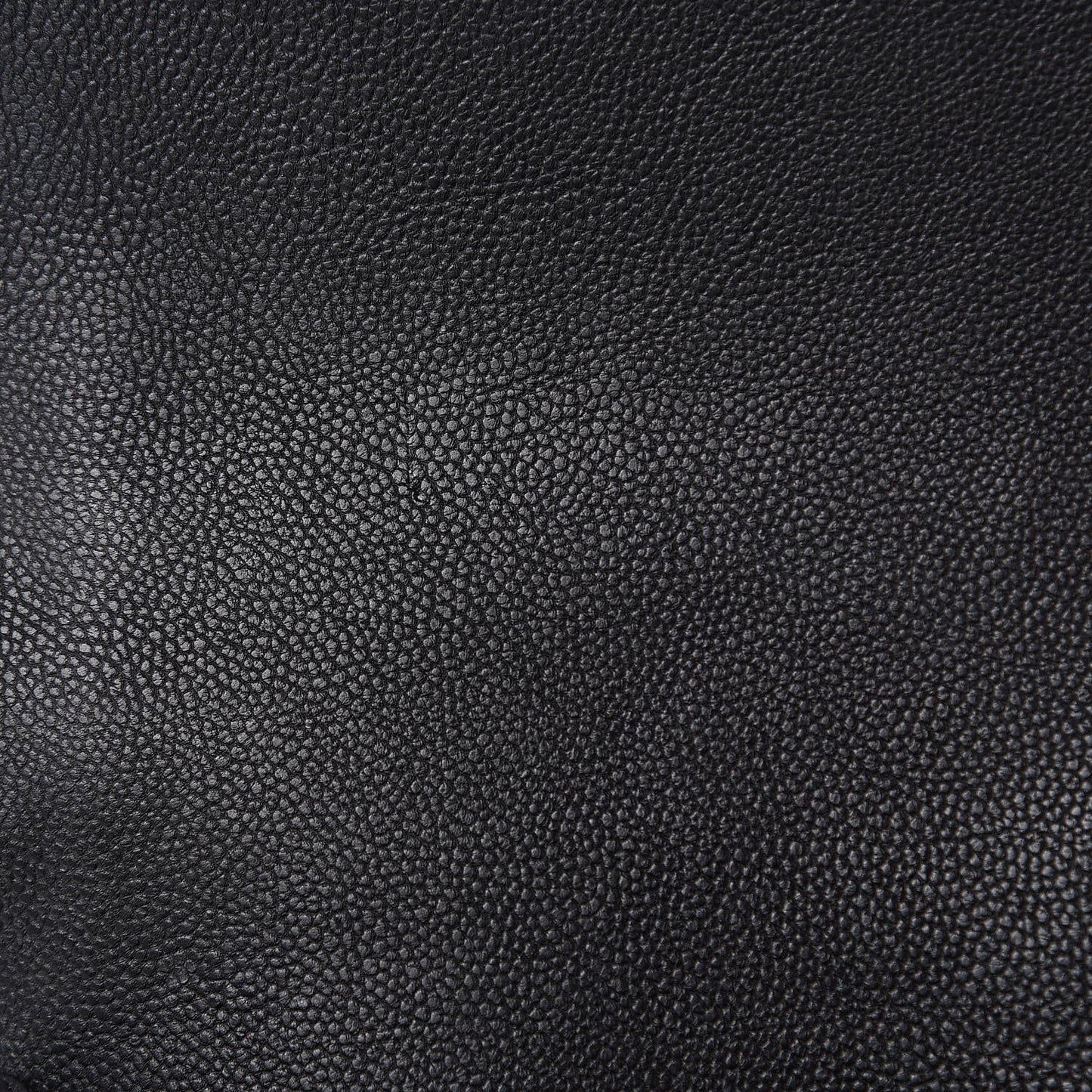 Caviar Quilted Medium Boy Flap Black