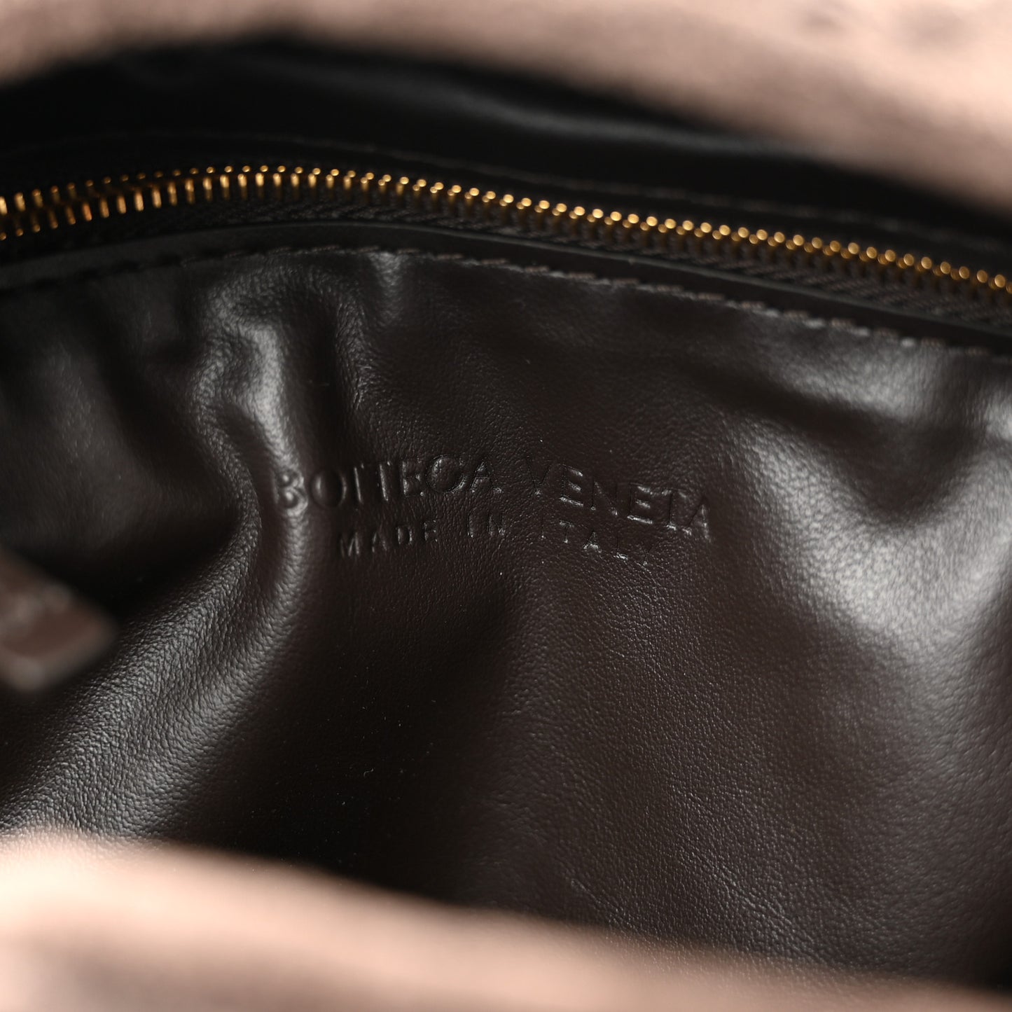 Suede Intrecciato Small Hop Fondant