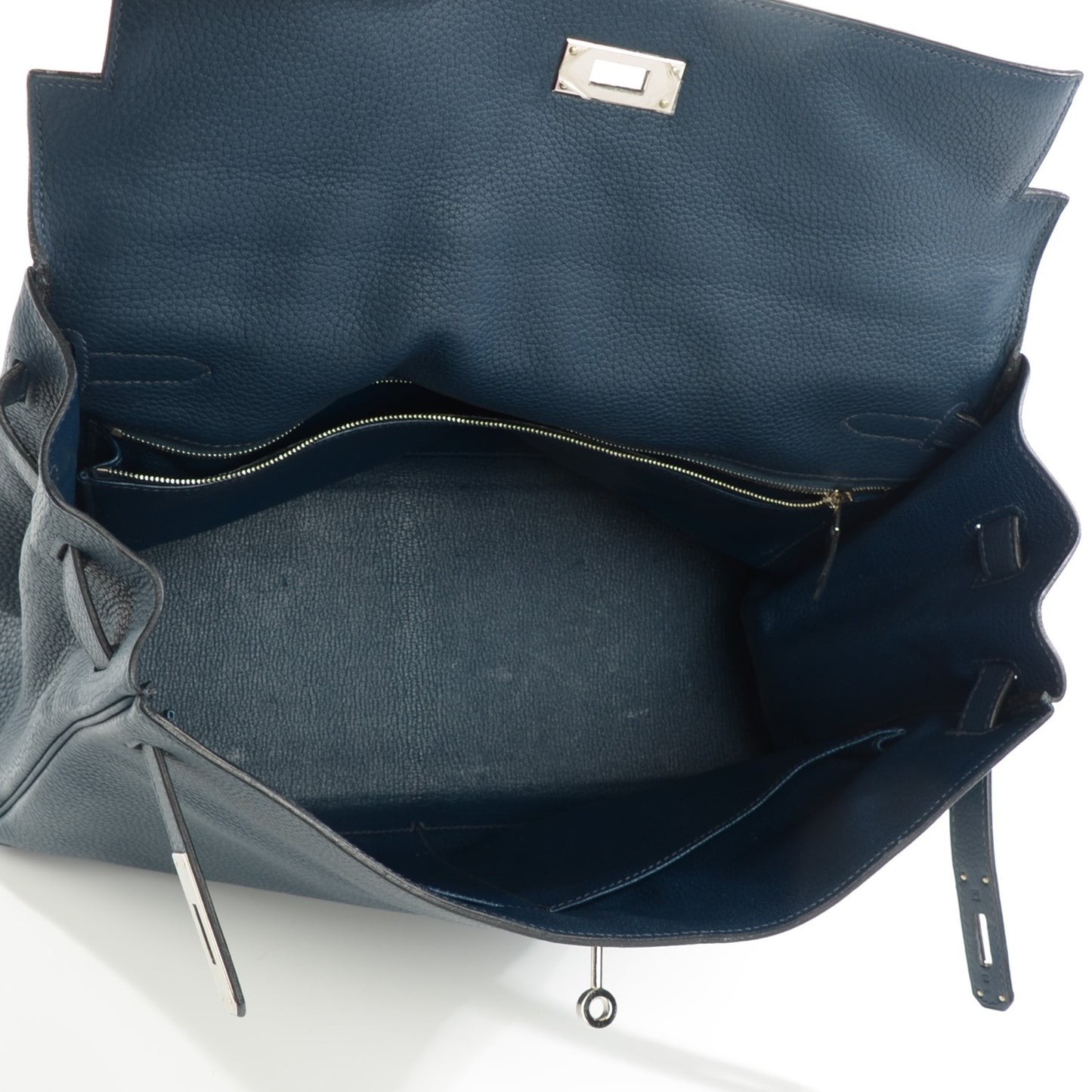 Taurillon Clemence Kelly Retourne 35 Bleu De Prusse