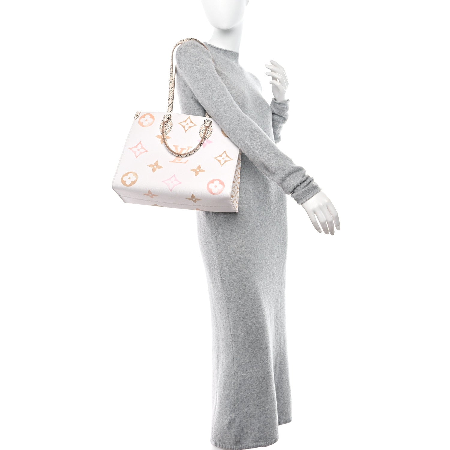 Louis Vuitton Monogram Giant Onthego MM Kaki Beige 2 of 8