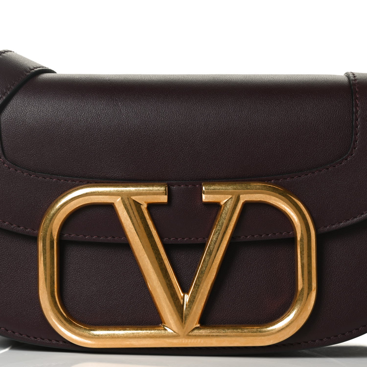 Valentino Garavani Smooth Calfskin Supervee Shoulder Bag Rubin 6 of 10