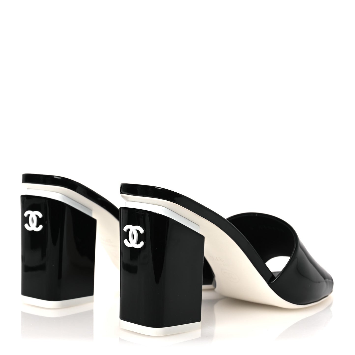 Patent Calfskin CC Mules 37.5 Black White
