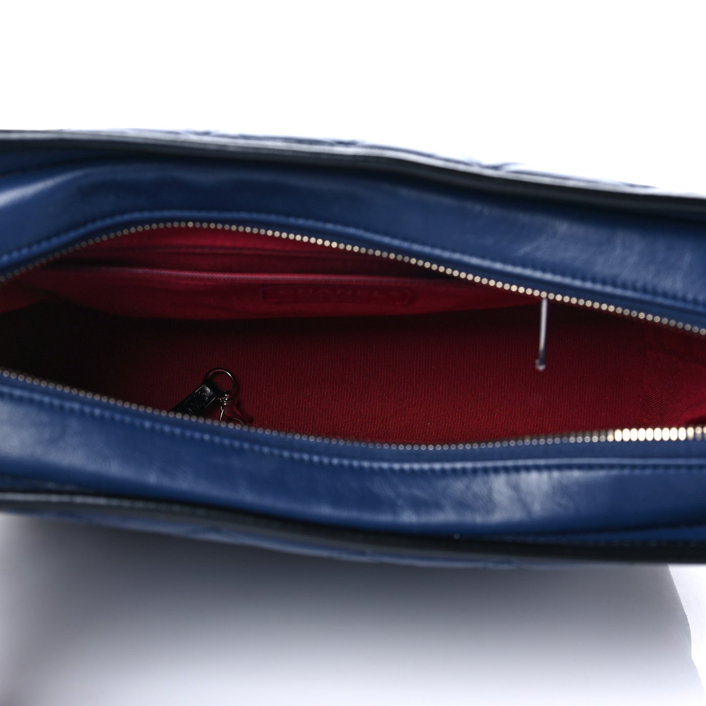 Aged Calfskin Quilted Medium Gabrielle Hobo Navy Black