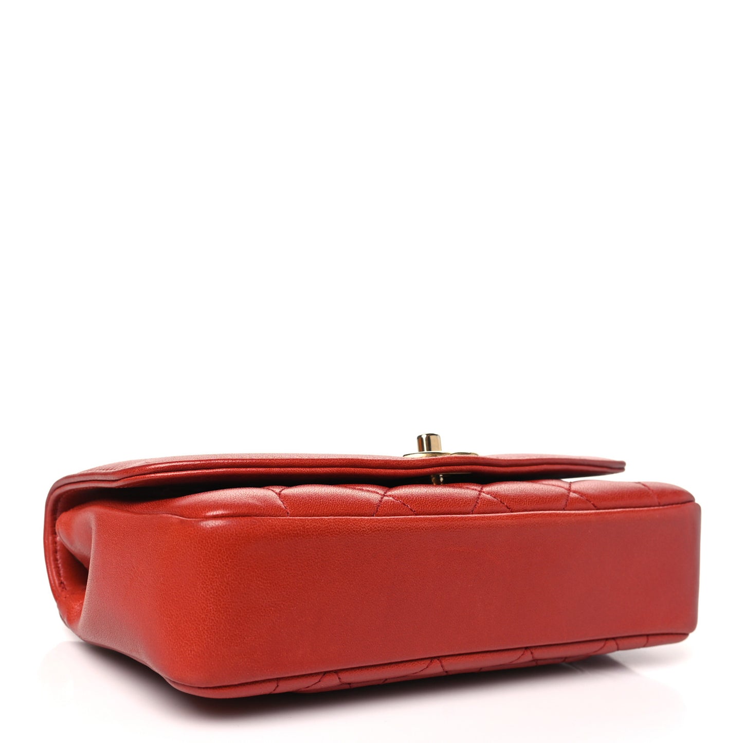 Lambskin Quilted Medium Vintage Flap Bag Red