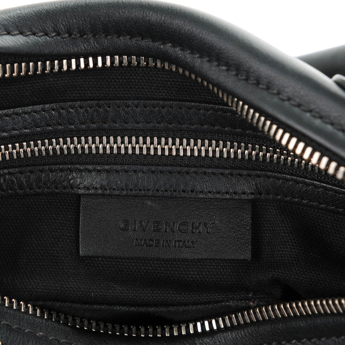 Calfskin Studded Medium Pandora Black