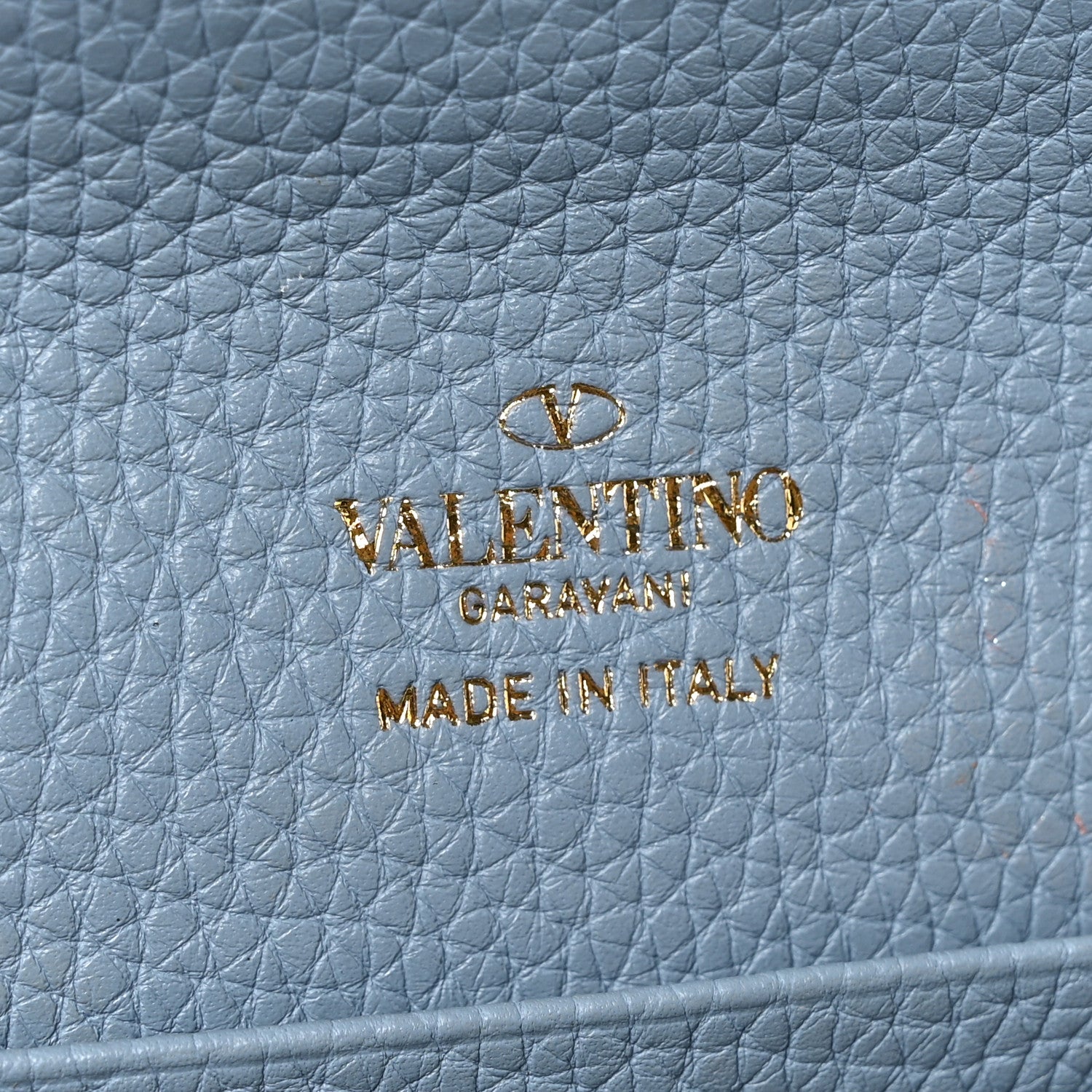Valentino Garavani Pebbled Calfskin Rockstud Flip Lock Wallet On Chain Niagara 7 of 11