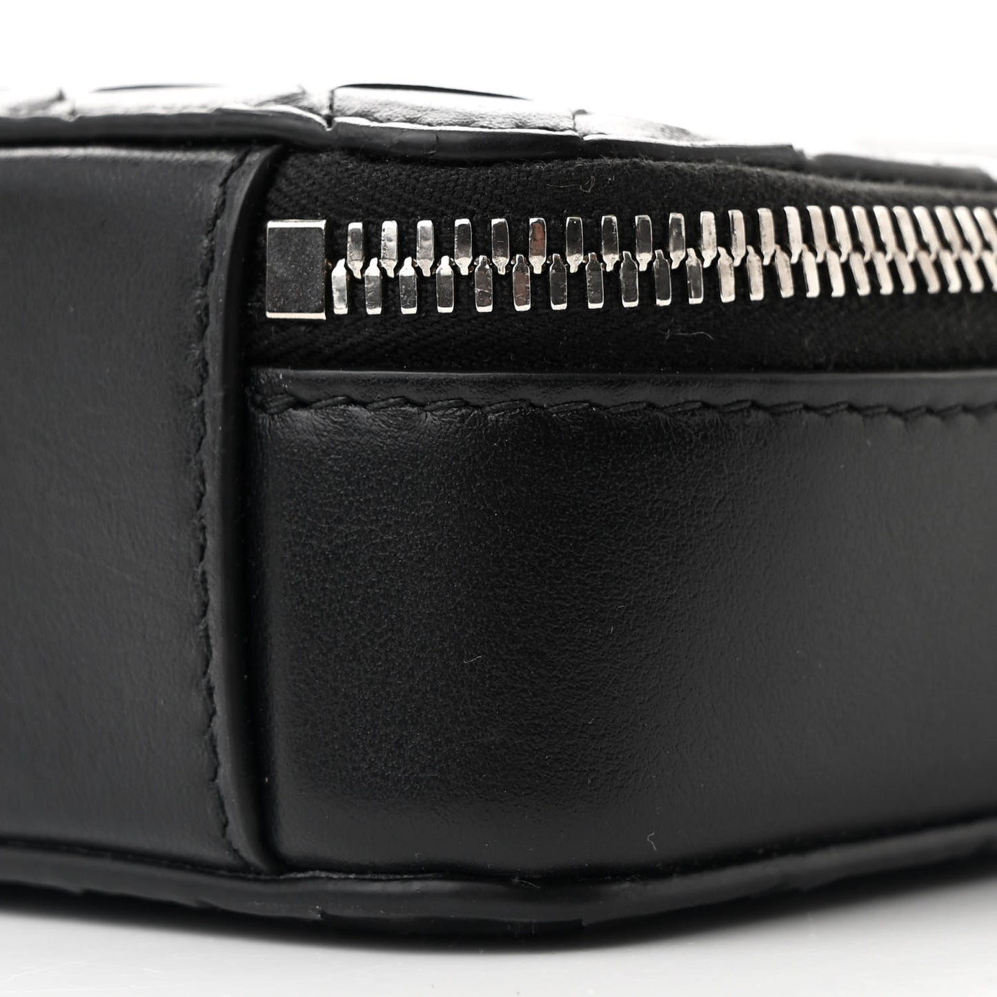 Nappa Intrecciato Getaway Phone Pouch Black