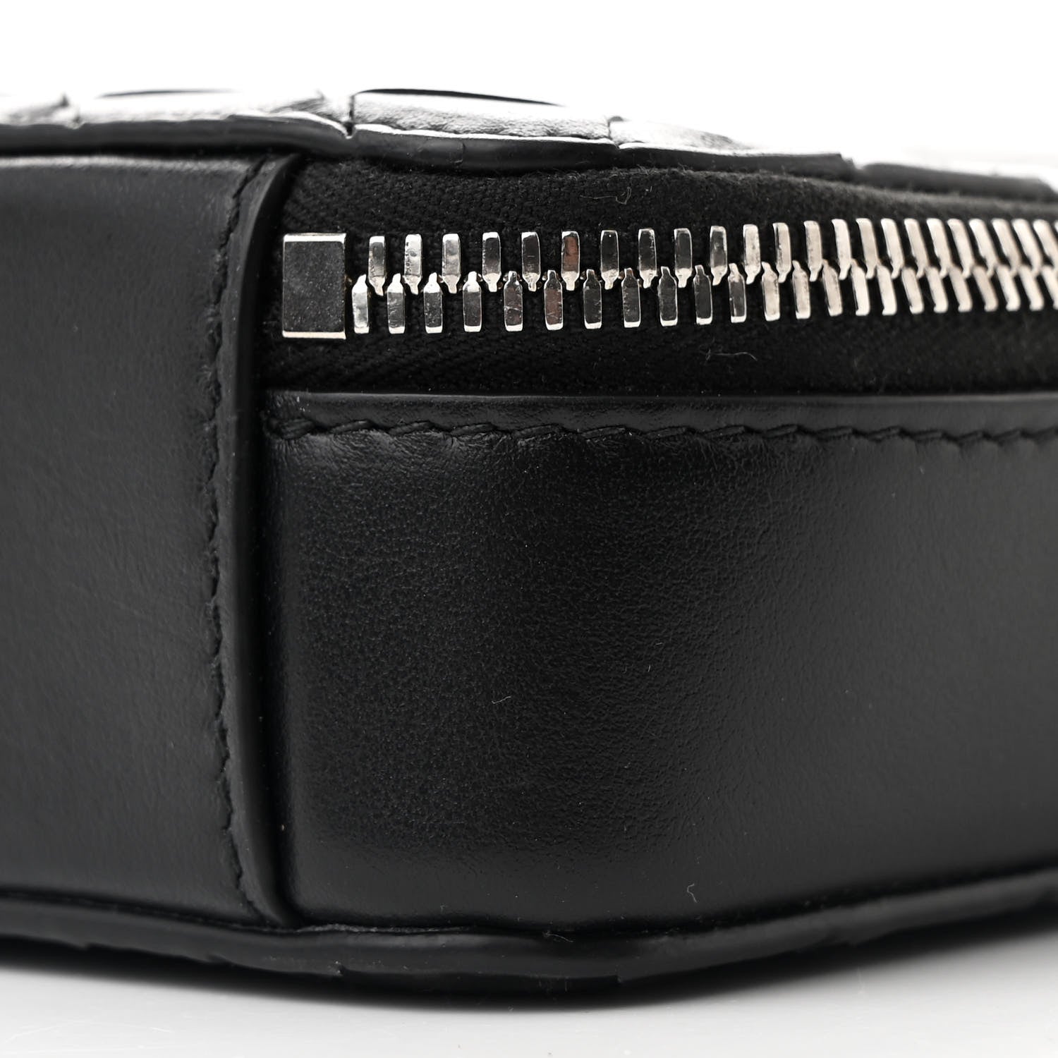 Bottega Veneta Nappa Intrecciato Getaway Phone Pouch Black 9 of 9