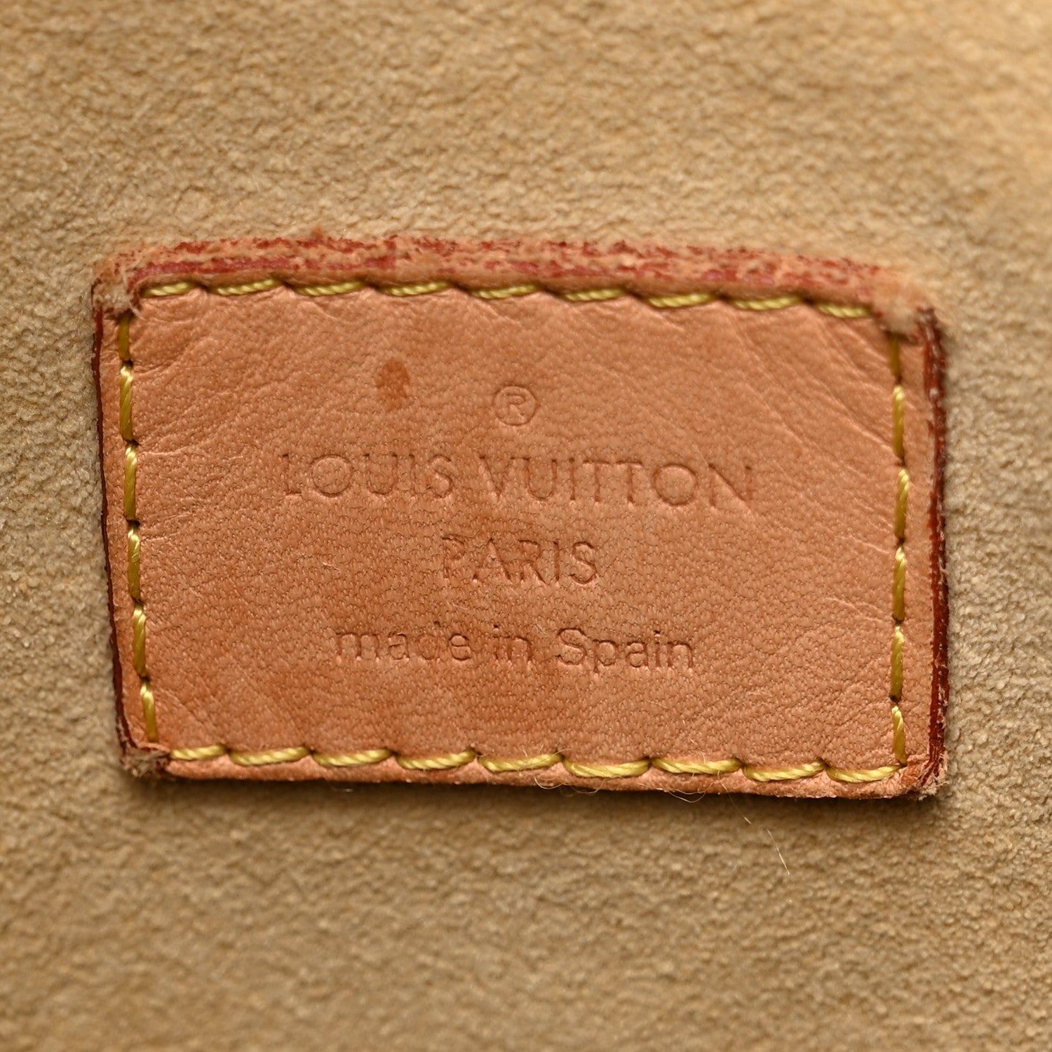 Louis Vuitton Monogram Artsy MM 6 of 12