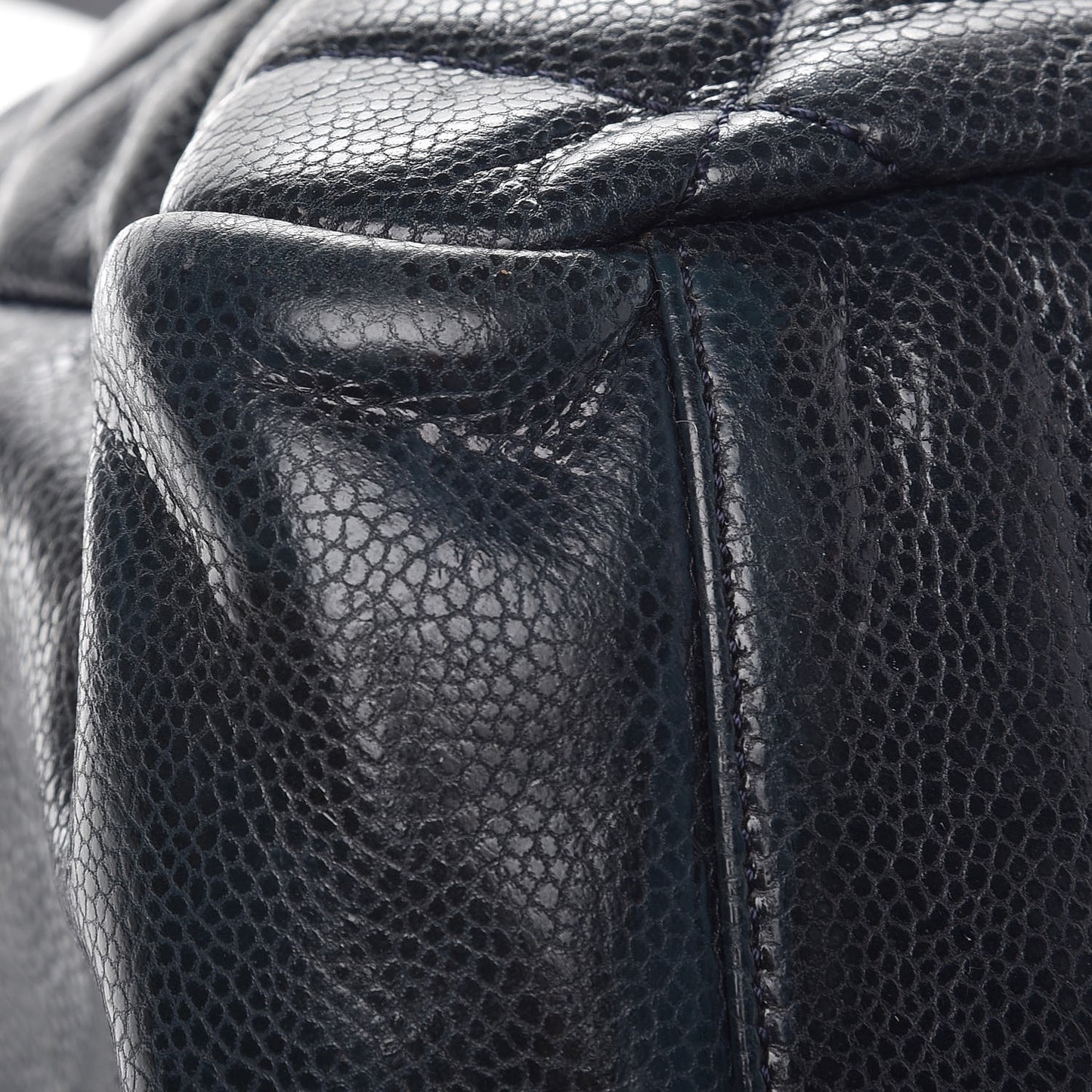 Glazed Caviar Quilted Stretch Spirit Messenger Bag Blue