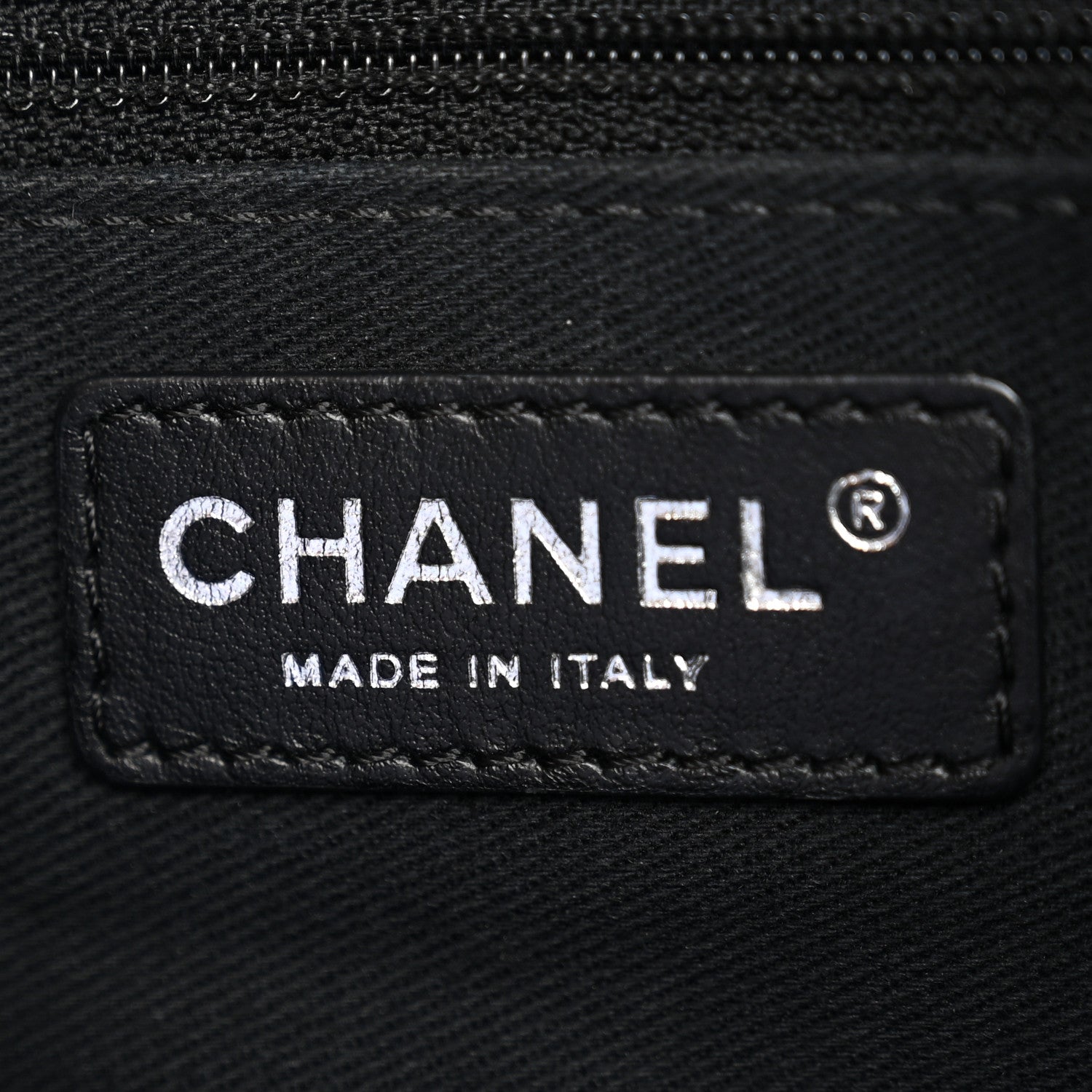 Chanel Grained Calfskin CC Pocket Tote Black 6 of 10