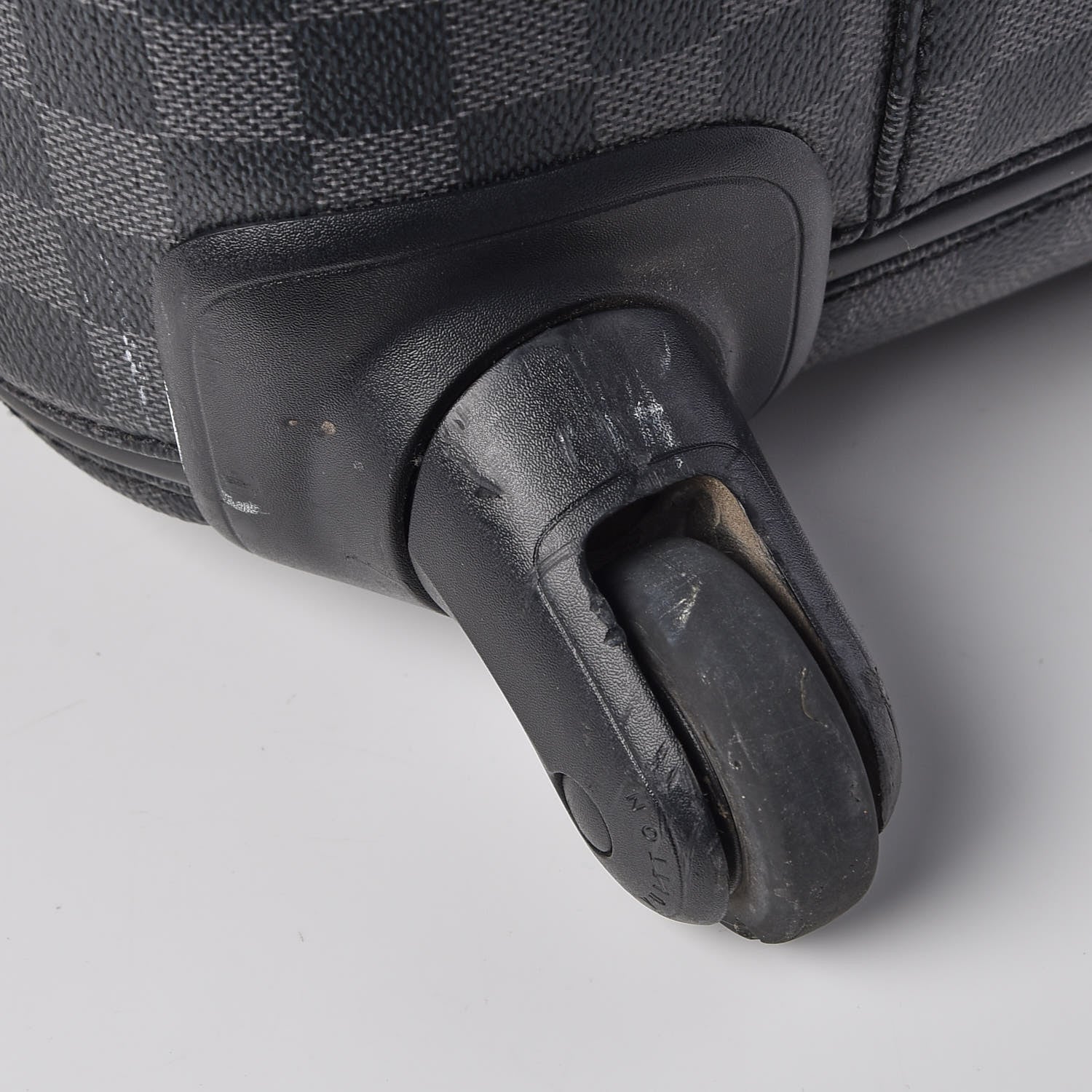 Louis Vuitton Damier Graphite Zephyr 70 10 of 20