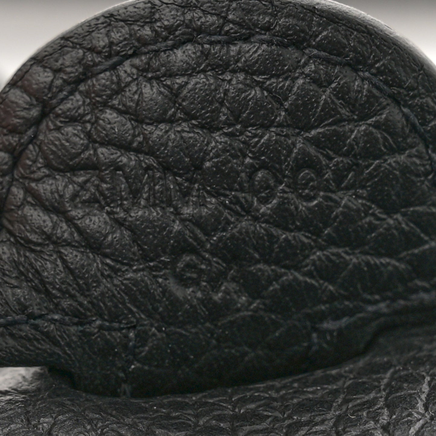 Taurillon Clemence Evelyne III PM Black