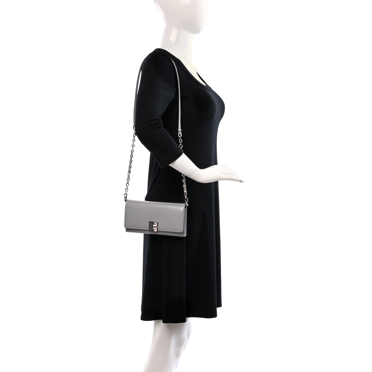 Calfskin 4G Wallet on Chain Cloud Grey