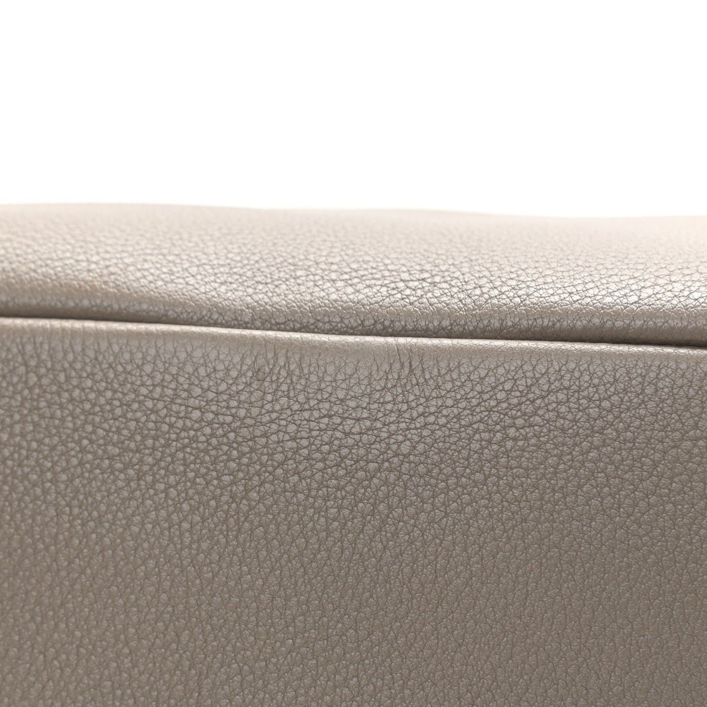 Vitello Phenix Shoulder Bag Argilla