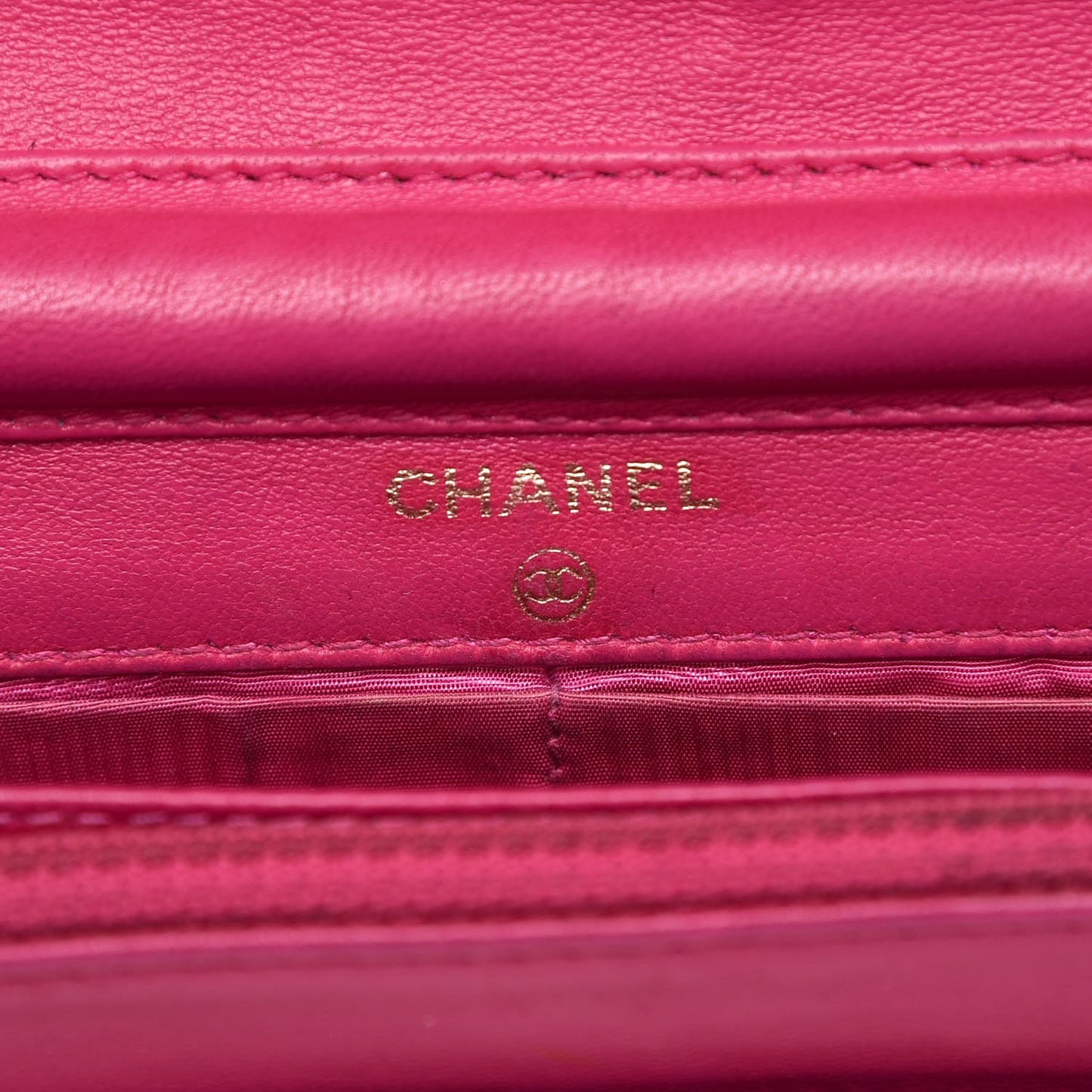 Caviar Timeless CC Wallet On Chain WOC Dark Pink