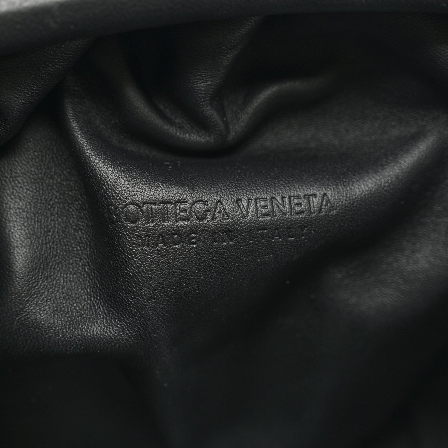 Bottega Veneta Nappa Maxi Intreccio The Pouch Oversized Clutch Black 6 of 10