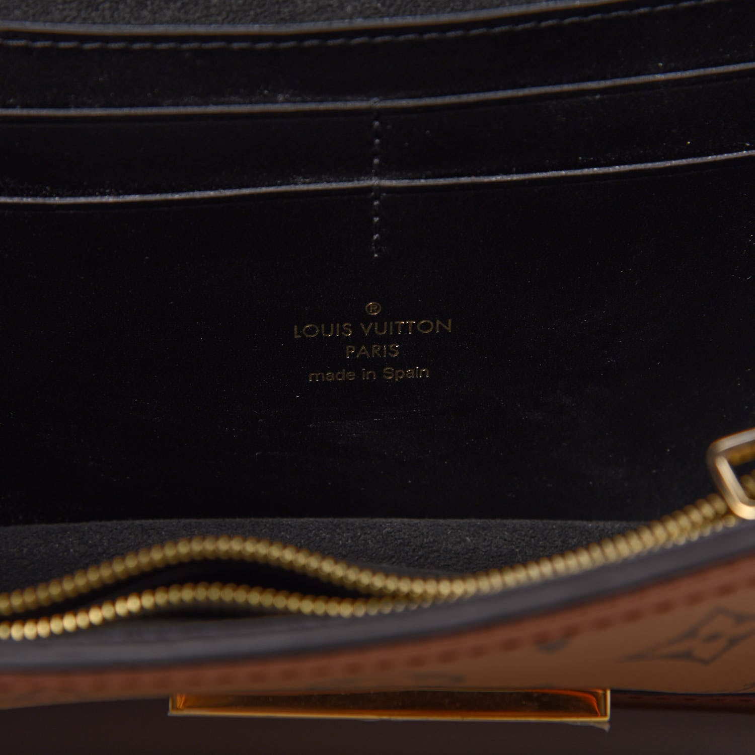 Louis Vuitton Reverse Monogram Dauphine Bumbag 6 of 12