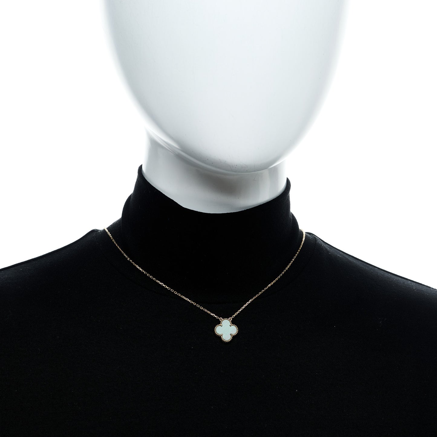 VAN CLEEF &amp; ARPELS 18K Yellow Gold Malachite Vintage Alhambra Pendant Necklace