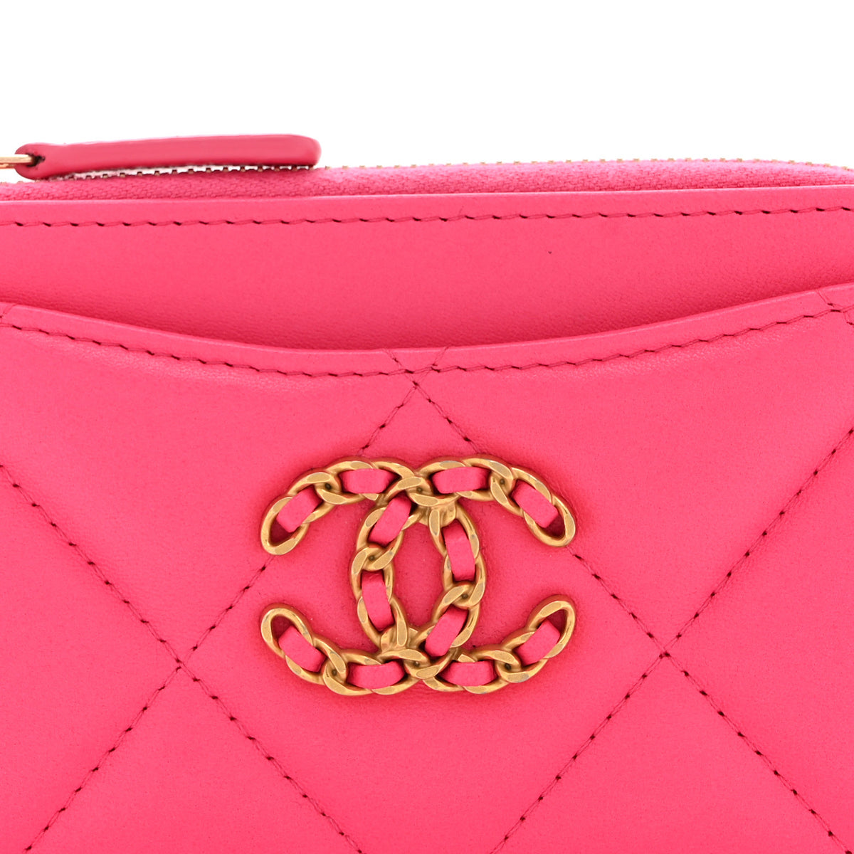 Lambskin Quilted Chanel 19 Zip Card Holder Pink