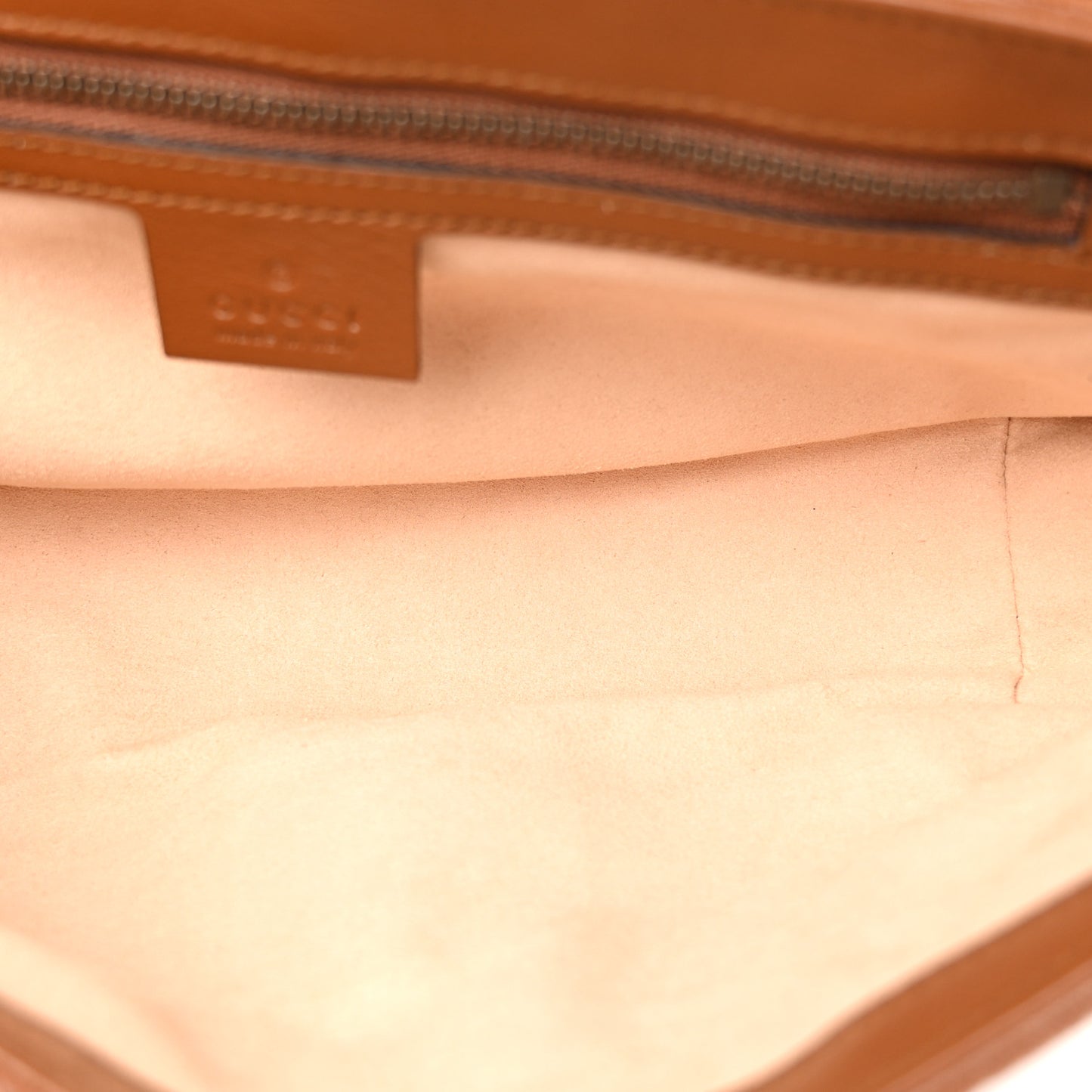 Azalea Calfskin Matelasse Diagonal Small GG Marmont Shoulder Bag Cuir