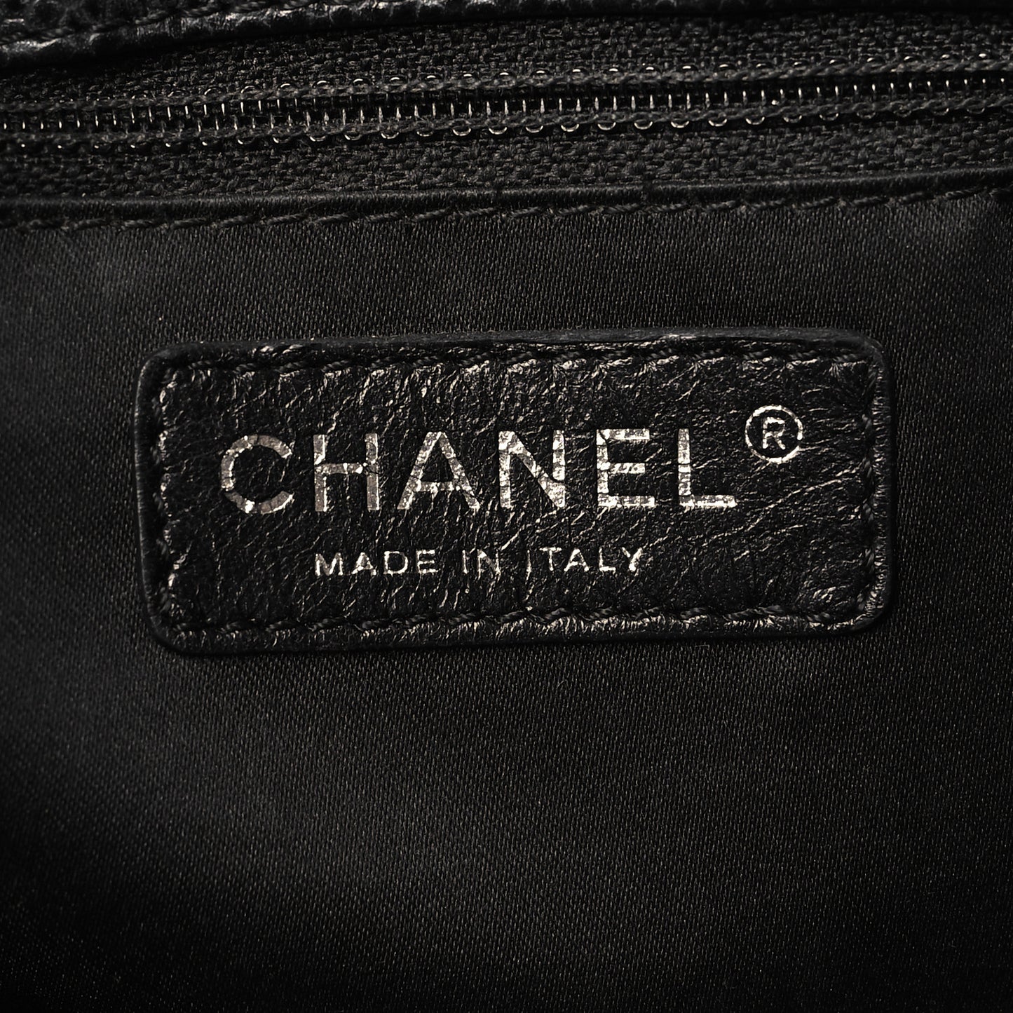 Caviar Quilted Grand Shopping Tote GST Black