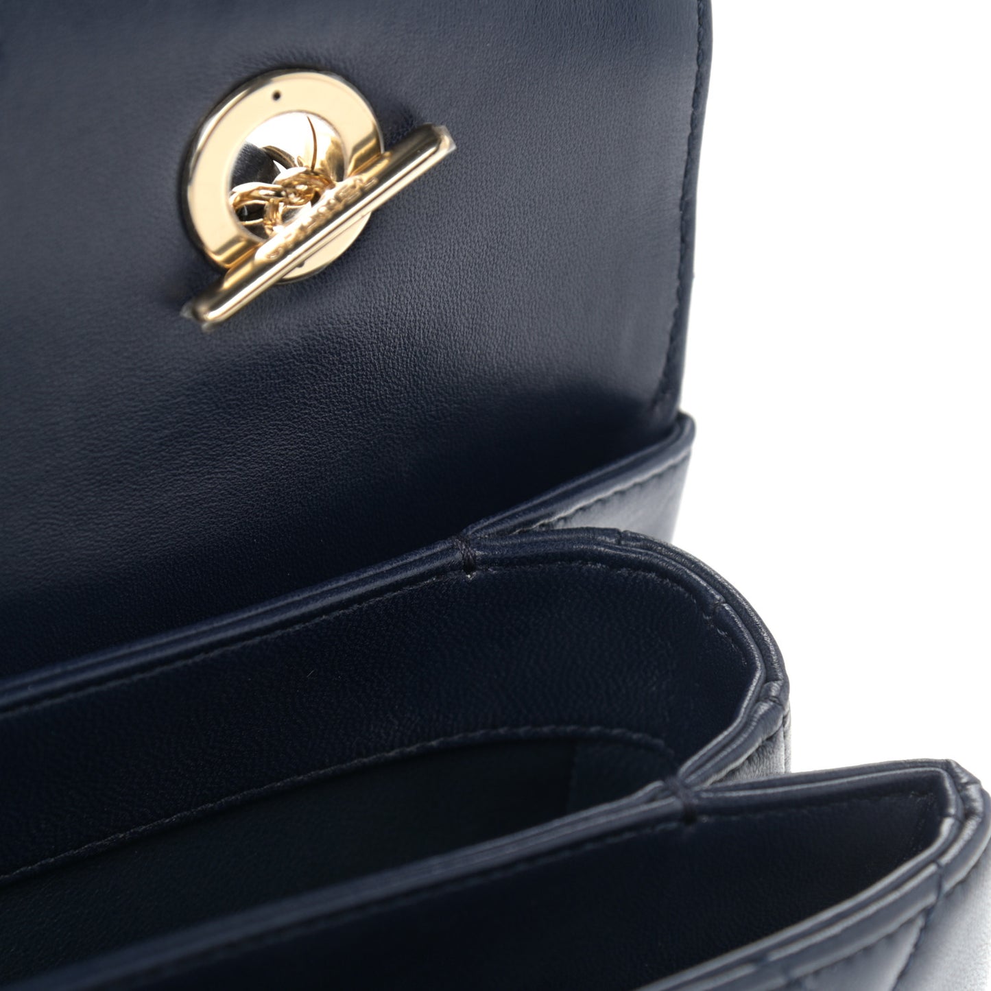Lambskin Quilted Medium Trendy CC Flap Dual Handle Bag Blue