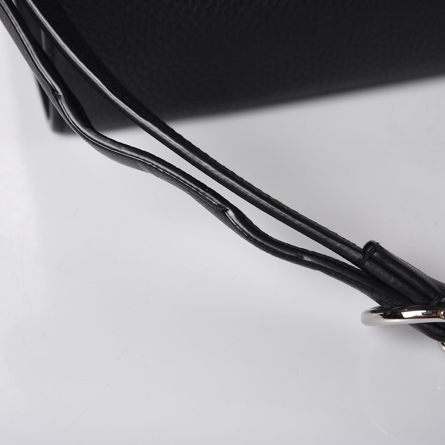 Grained Calfskin Large Diorever Flap Black