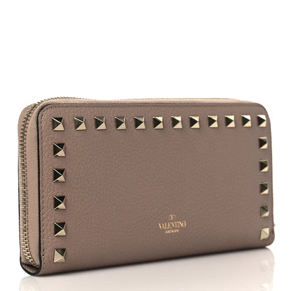 Valentino Garavani Pebbled Calfskin Rockstud Zip Around Wallet Poudre 3 of 7