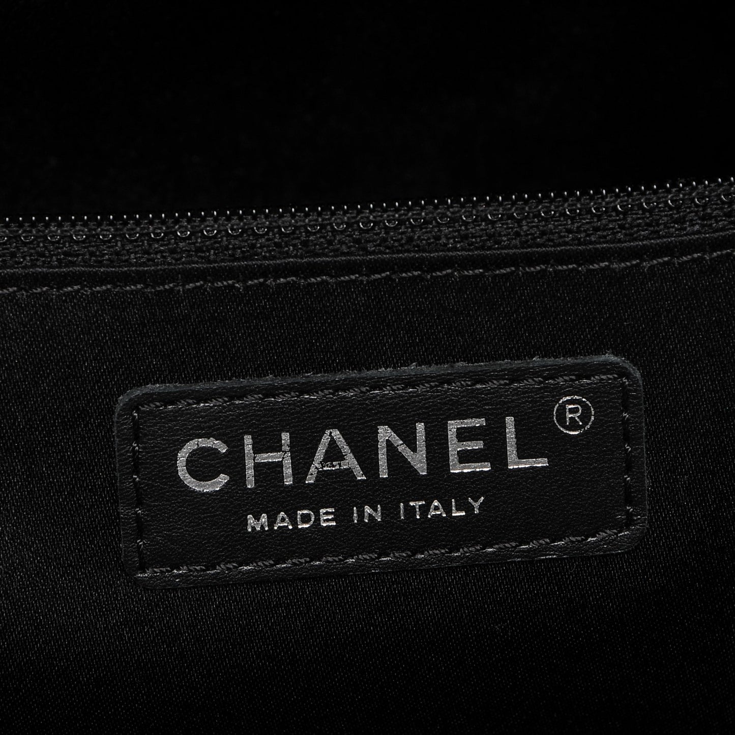 Caviar Quilted XL Grand Shopping Tote GST Black
