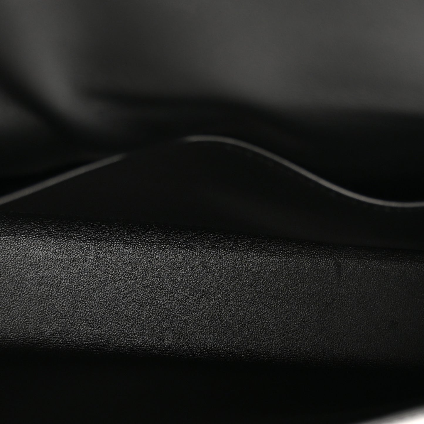 Chevre Chamkila Kelly Elan Black