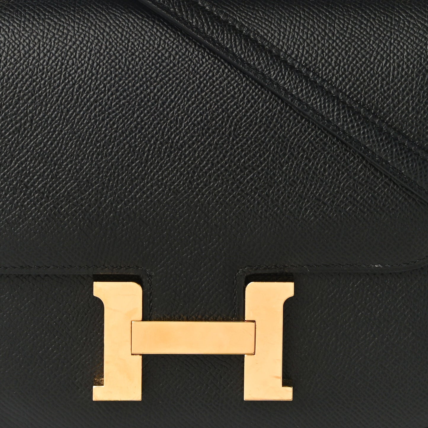 Epsom Constance 18 Black
