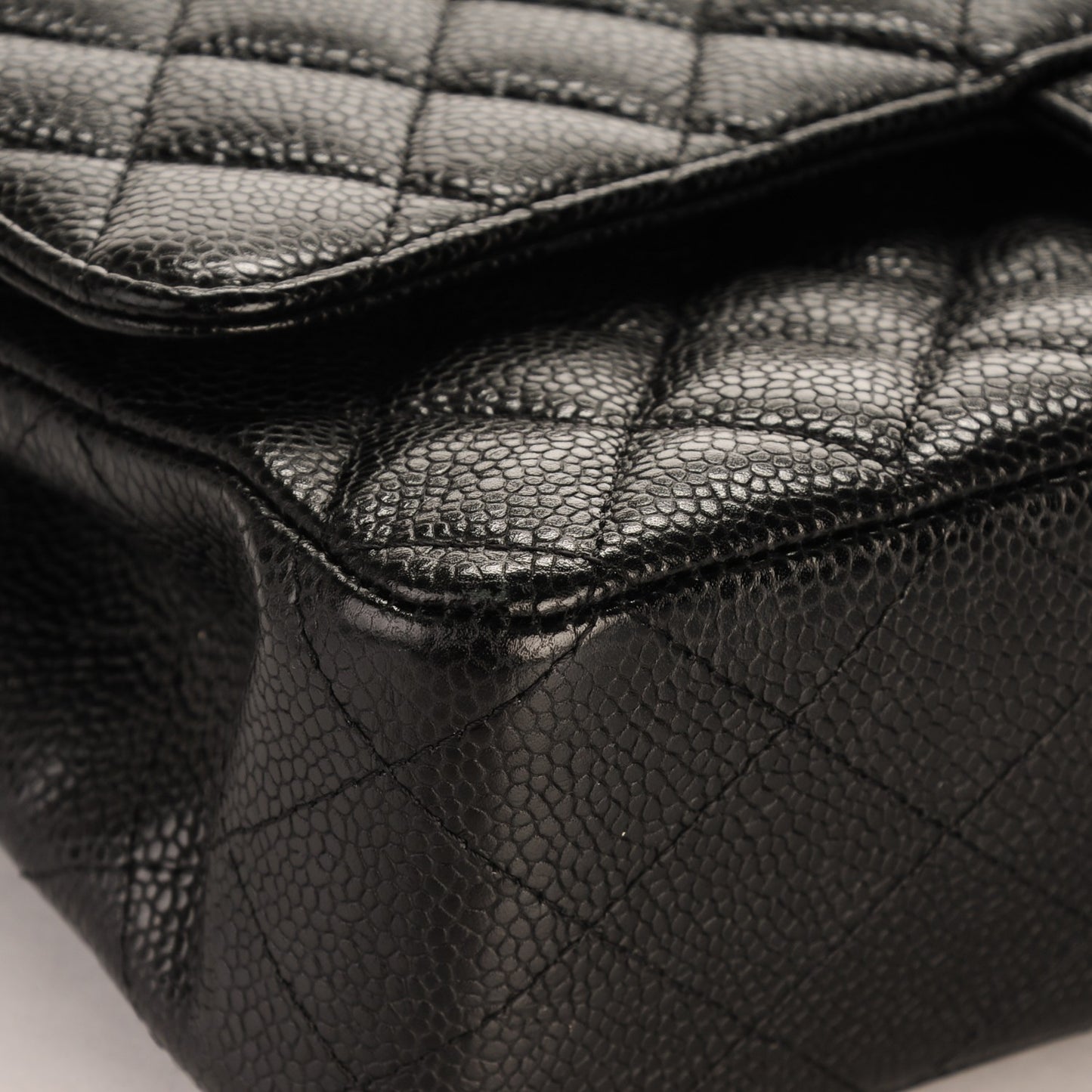 Caviar Quilted Medium Double Flap Black