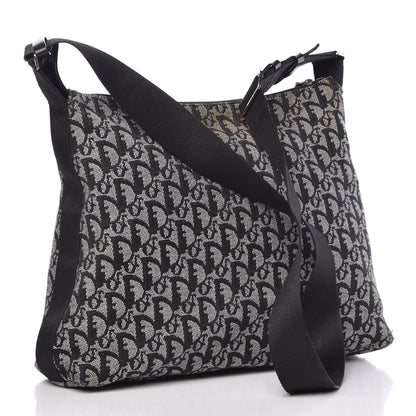 Christian Dior Monogram Messenger Black 3 of 9