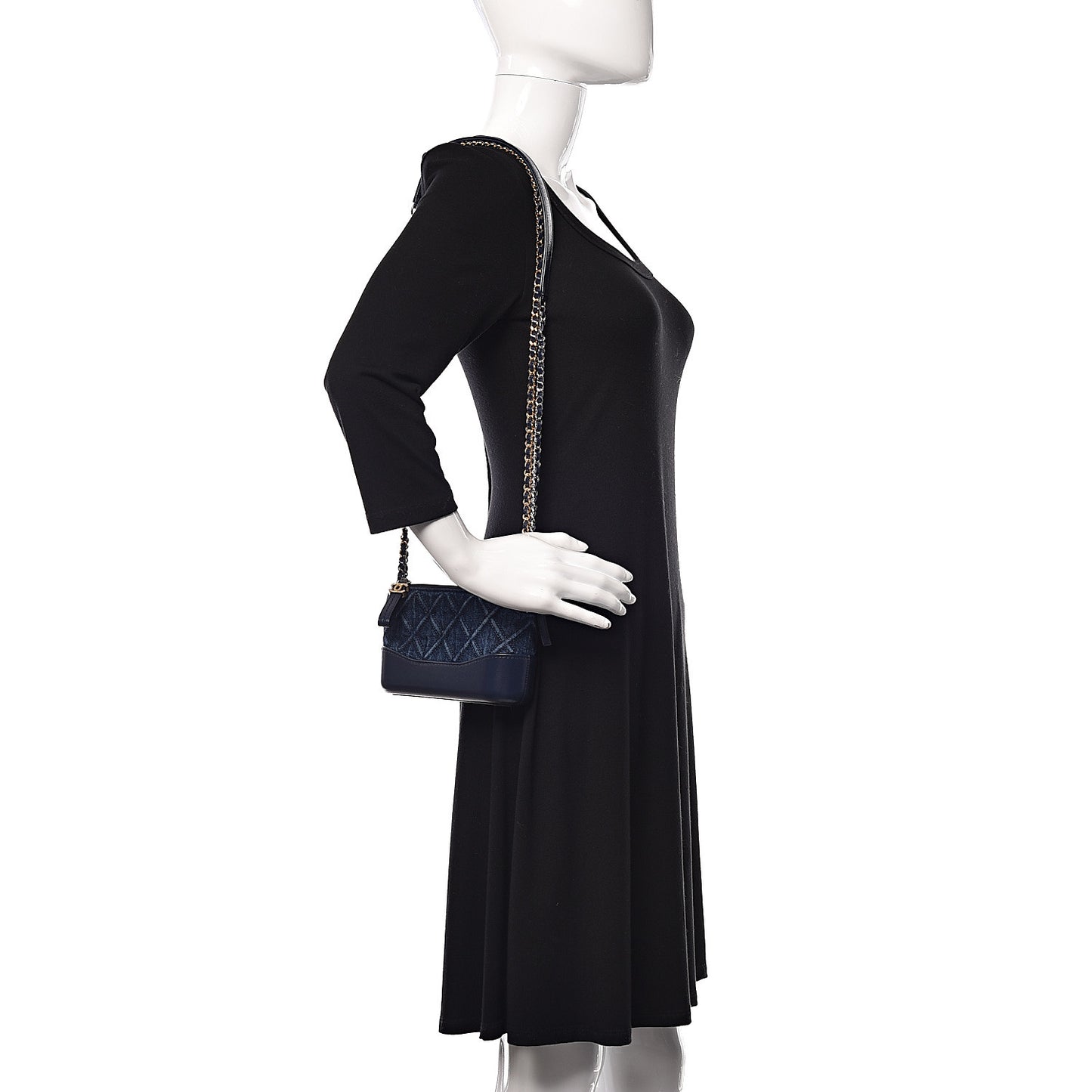 Denim Calfskin Quilted Small Gabrielle Clutch With Chain Blue