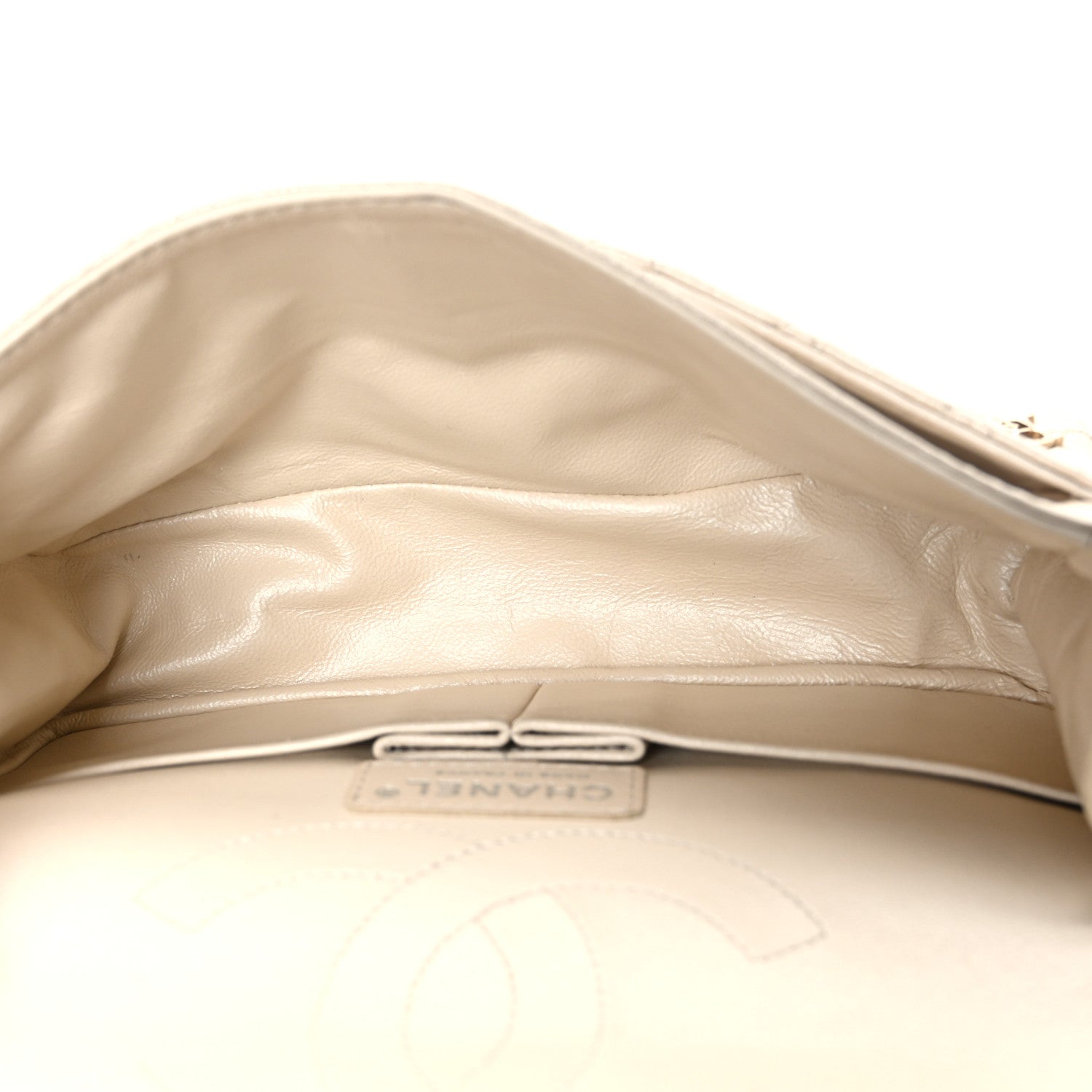 Chanel Aged Calfskin Lucky Charms 2.55 Reissue 225 Flap Ivory 5 of 10