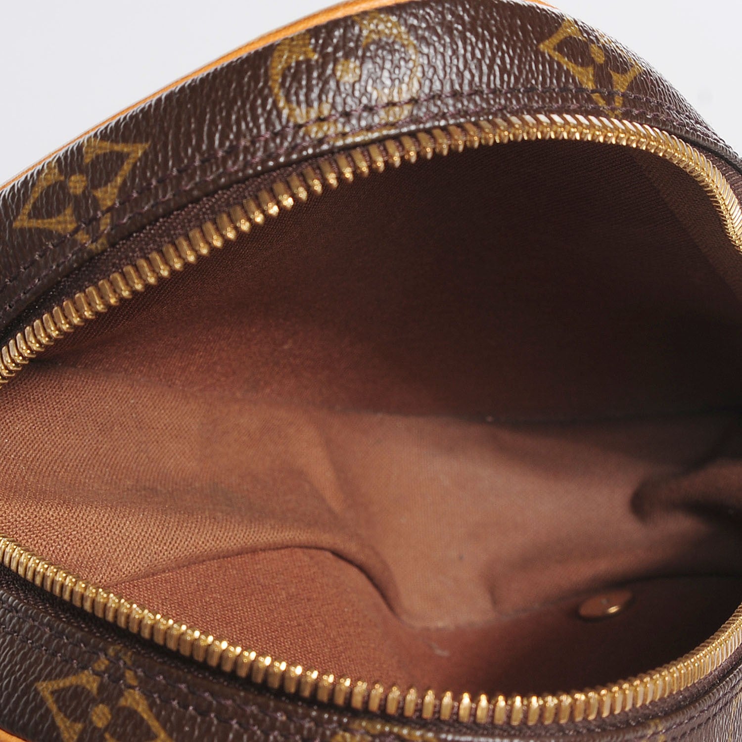 Louis Vuitton Monogram Pochette Gange 5 of 7